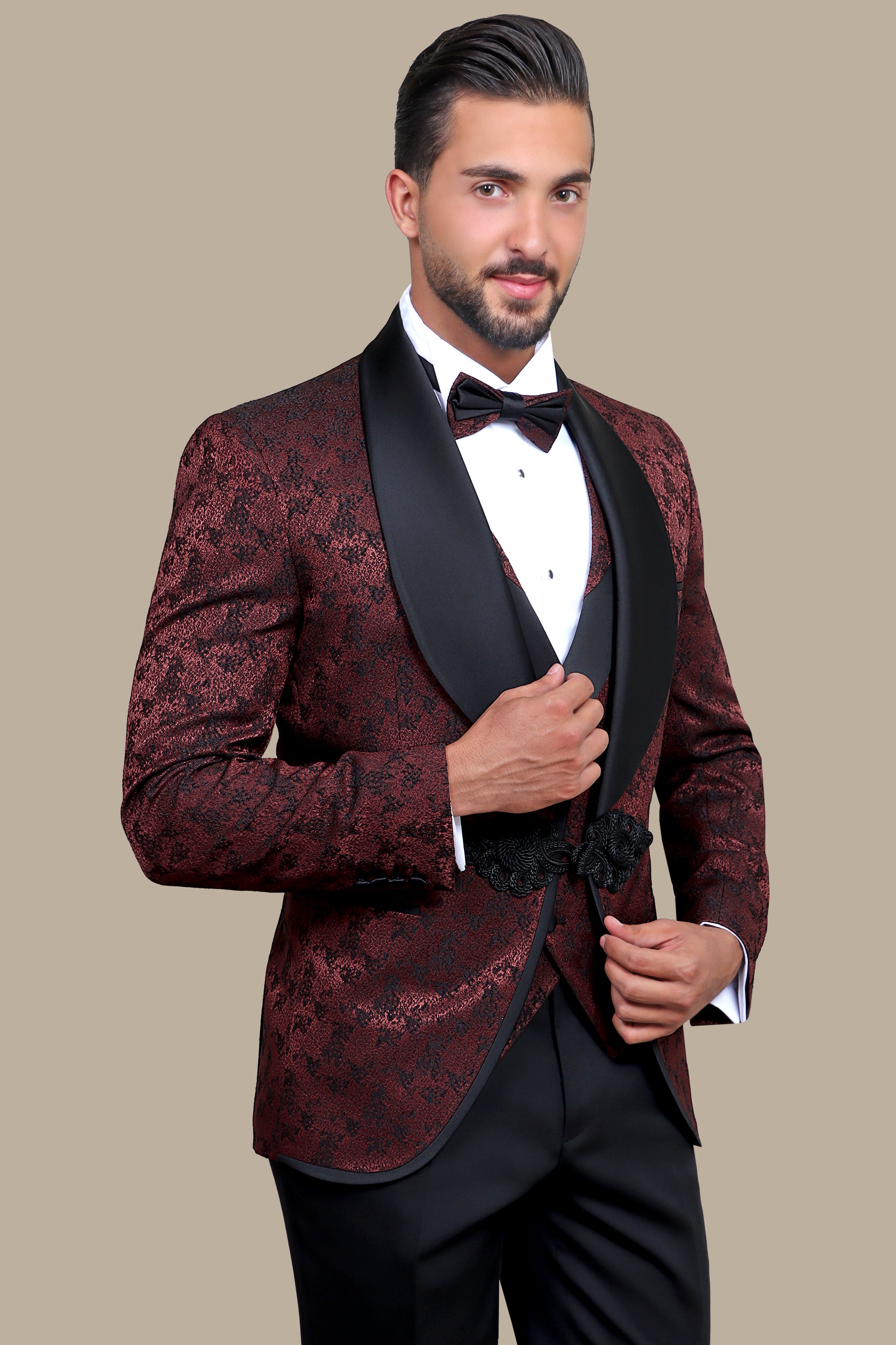 Burgundy Jacquard Tuxedo with Croche Colchale – 4 Piece