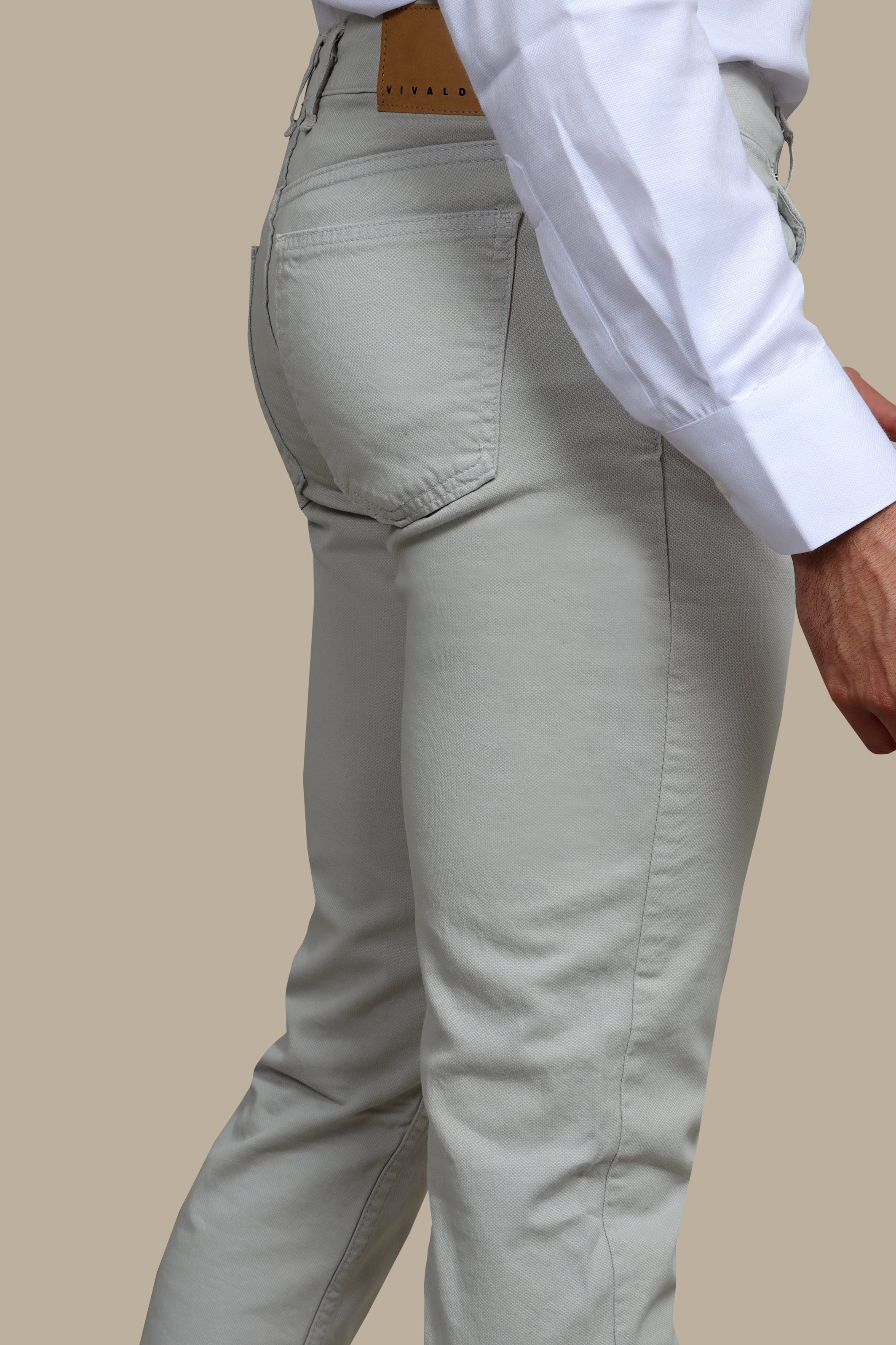 Urban Comfort: Light Gray Oxford with Five-Pocket Versatility