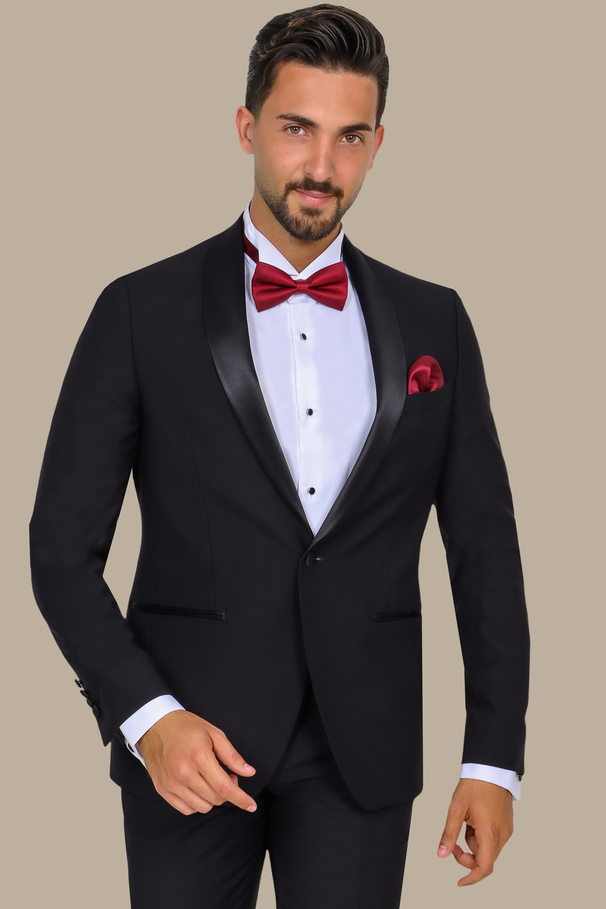 Black Elegance: Tuxedo Plain Col Chale