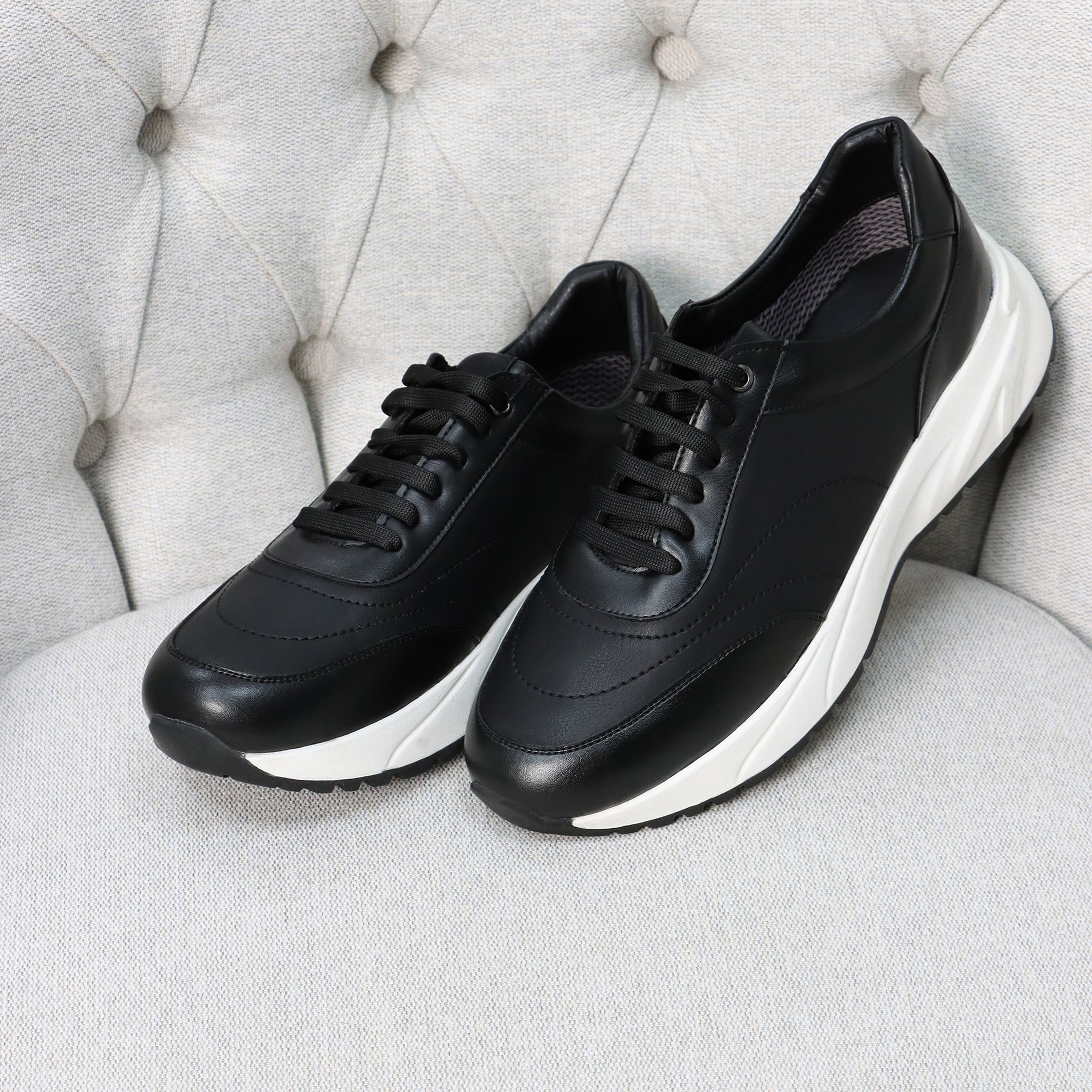 Lace-Up Leather Sneakers – Black