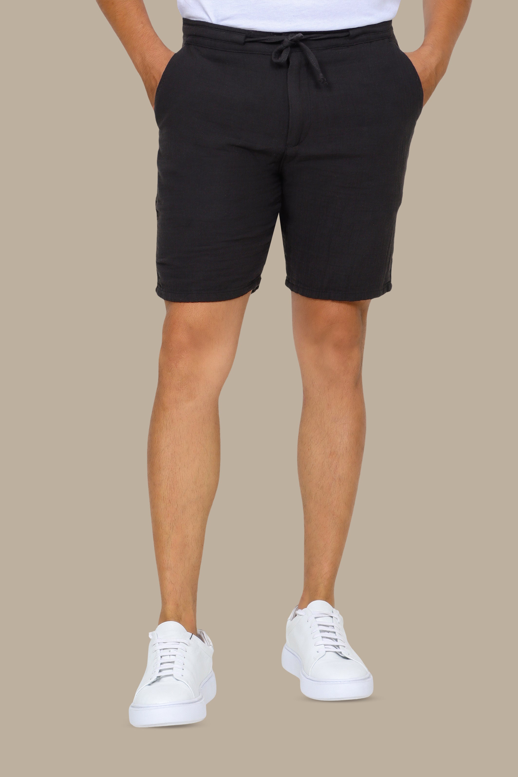 Timeless Chic: Short Linen Basic Black