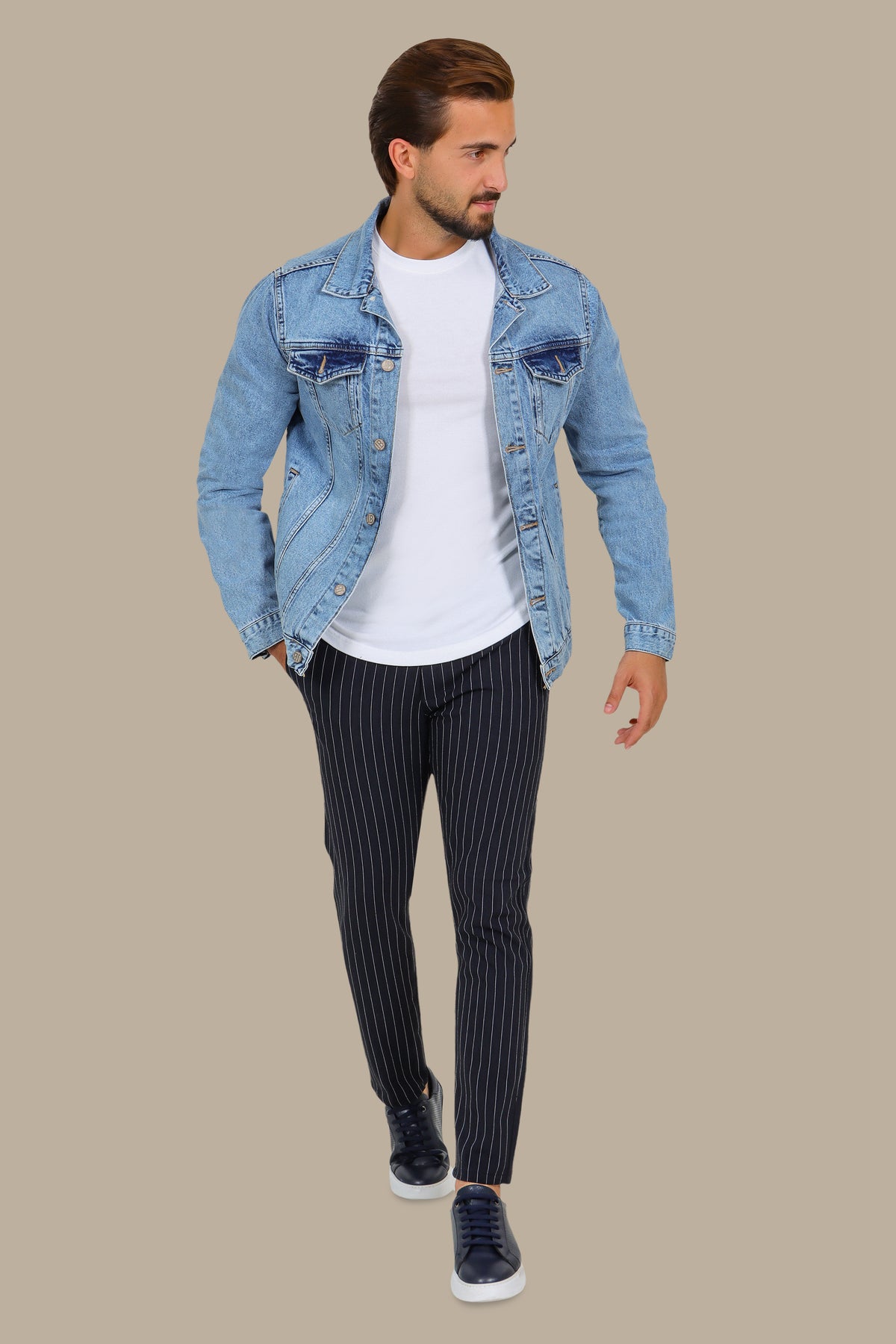 Denim Jacket Basic – Light Blue
