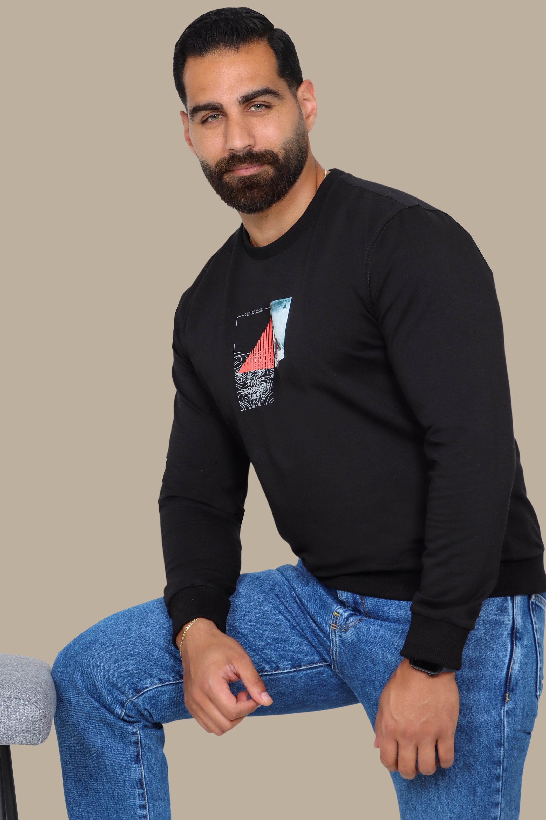 Discover Your Essence: Black Find Yourself Printed Sweatshirt