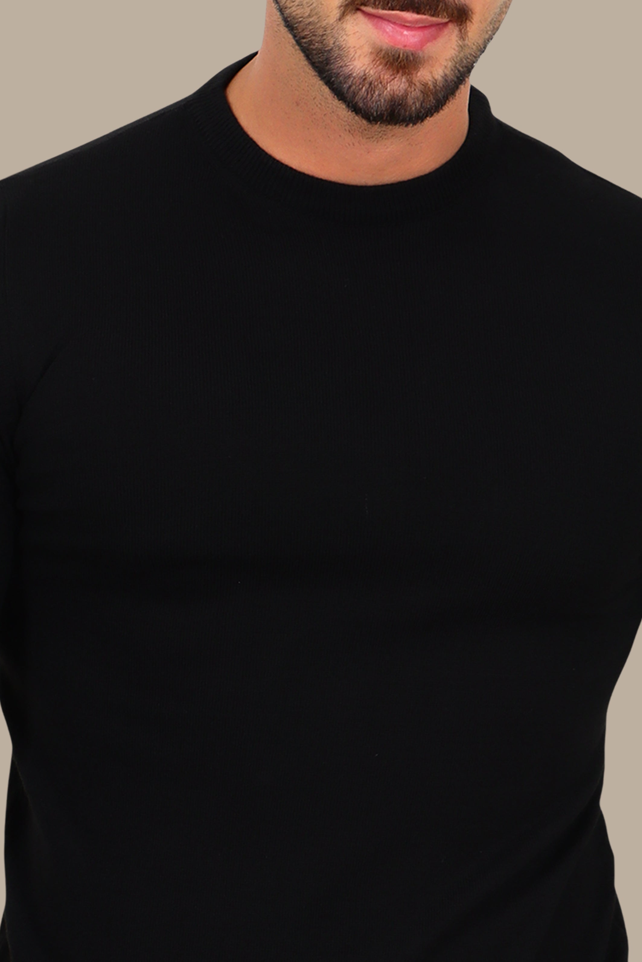 Black Round Neck Basic Sweater