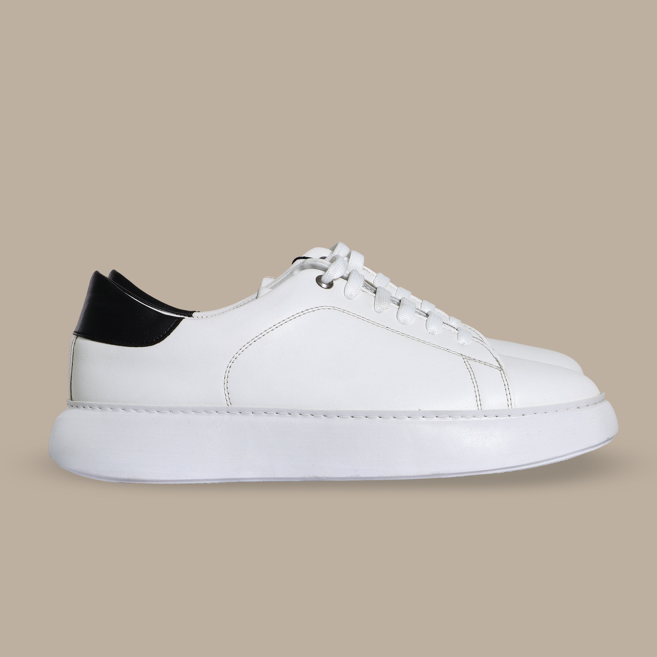 Alexander Basic Sneakers with Black Heel