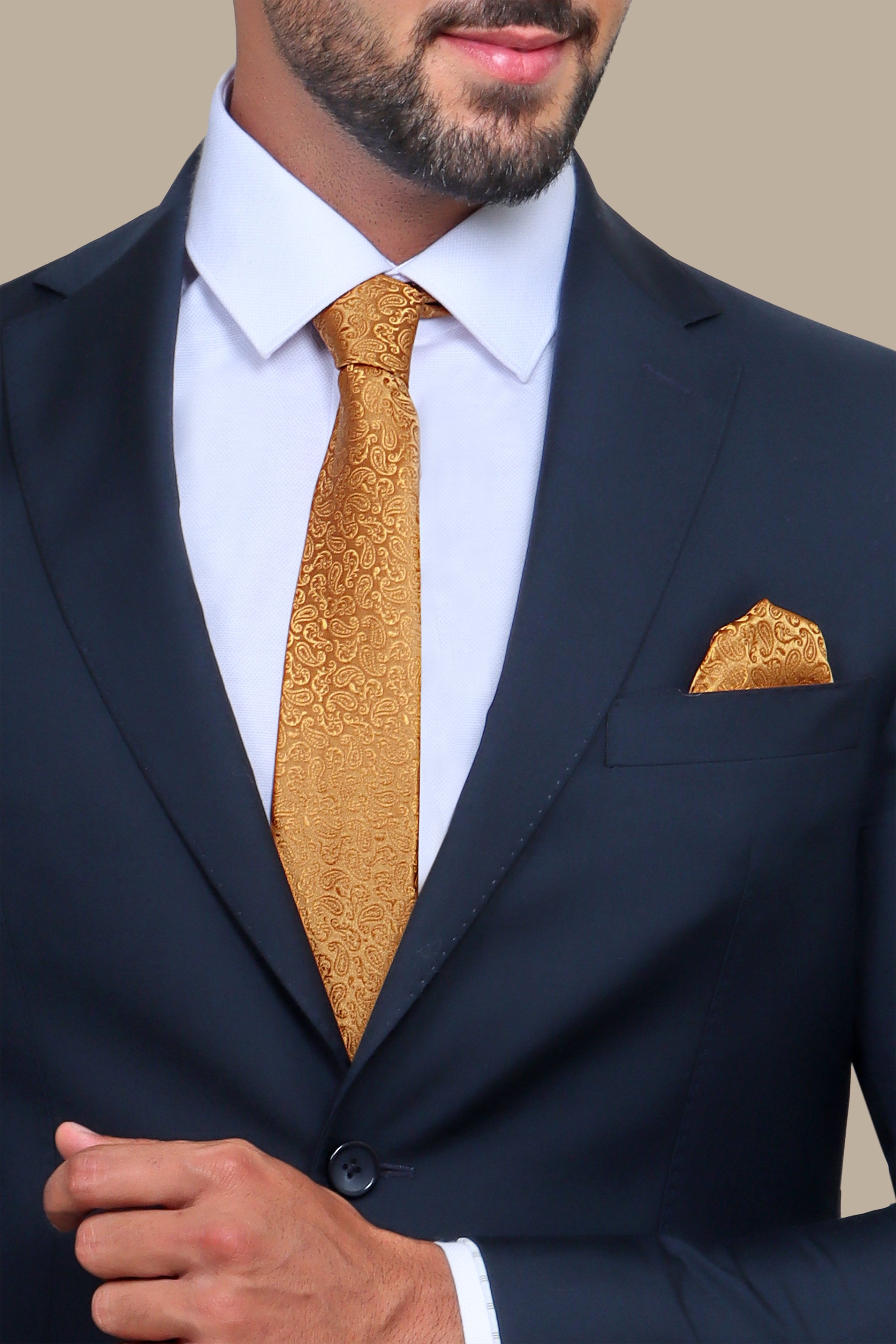 Basic Suit with Notch Lapel