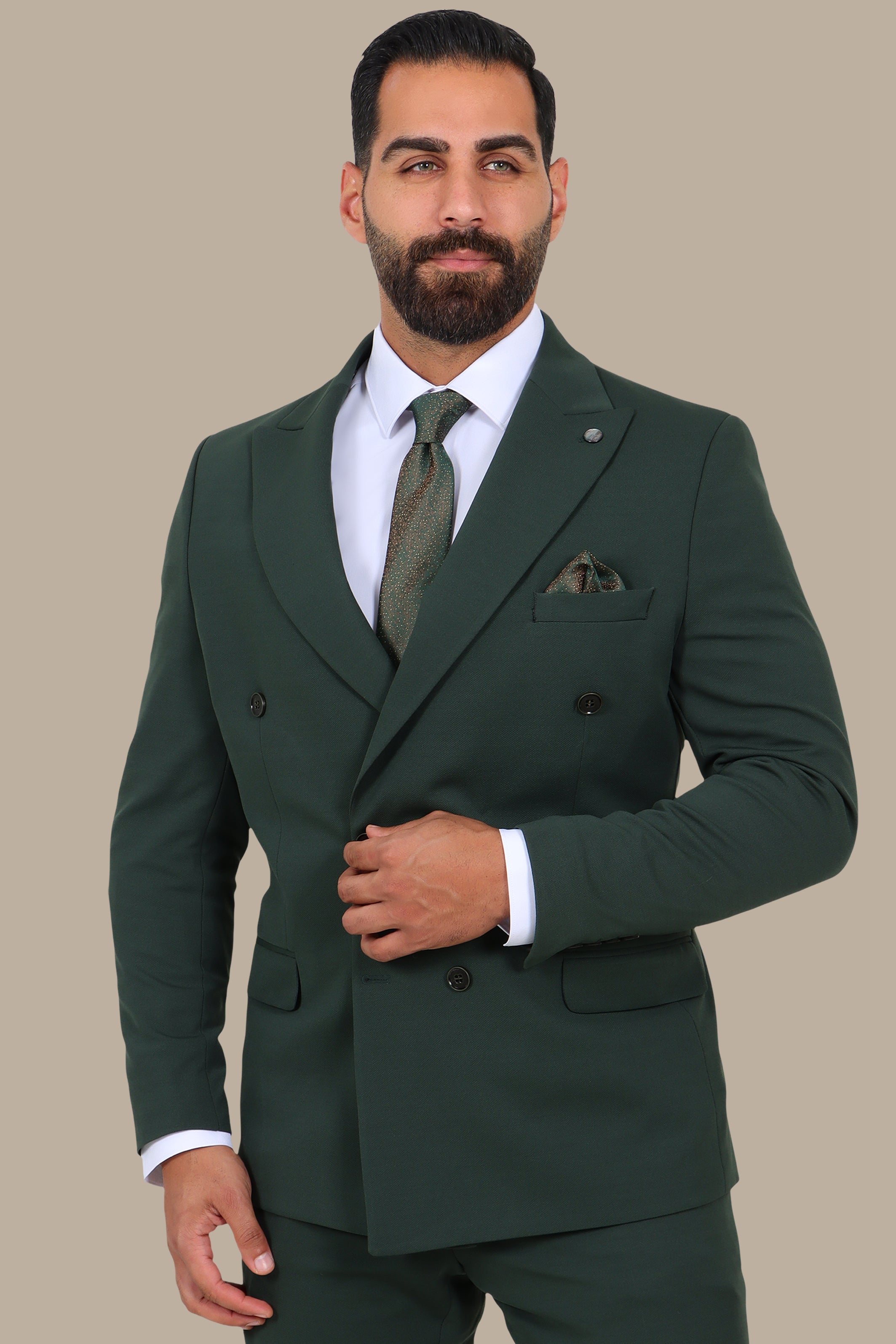 Green Double-Breasted Suit with Diamond Pattern
