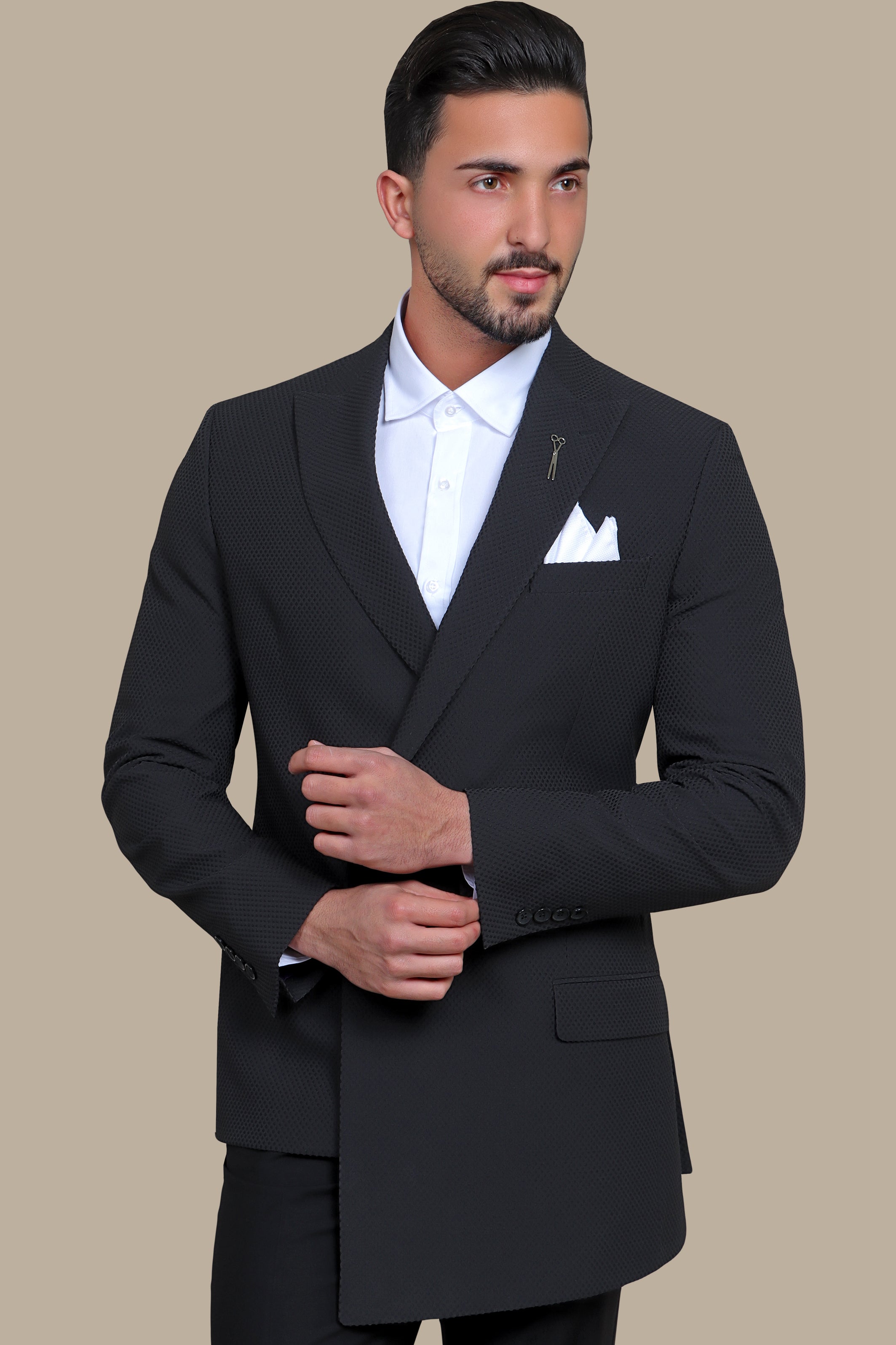 Architectural Elegance: FV Structured Symmetric Blazer