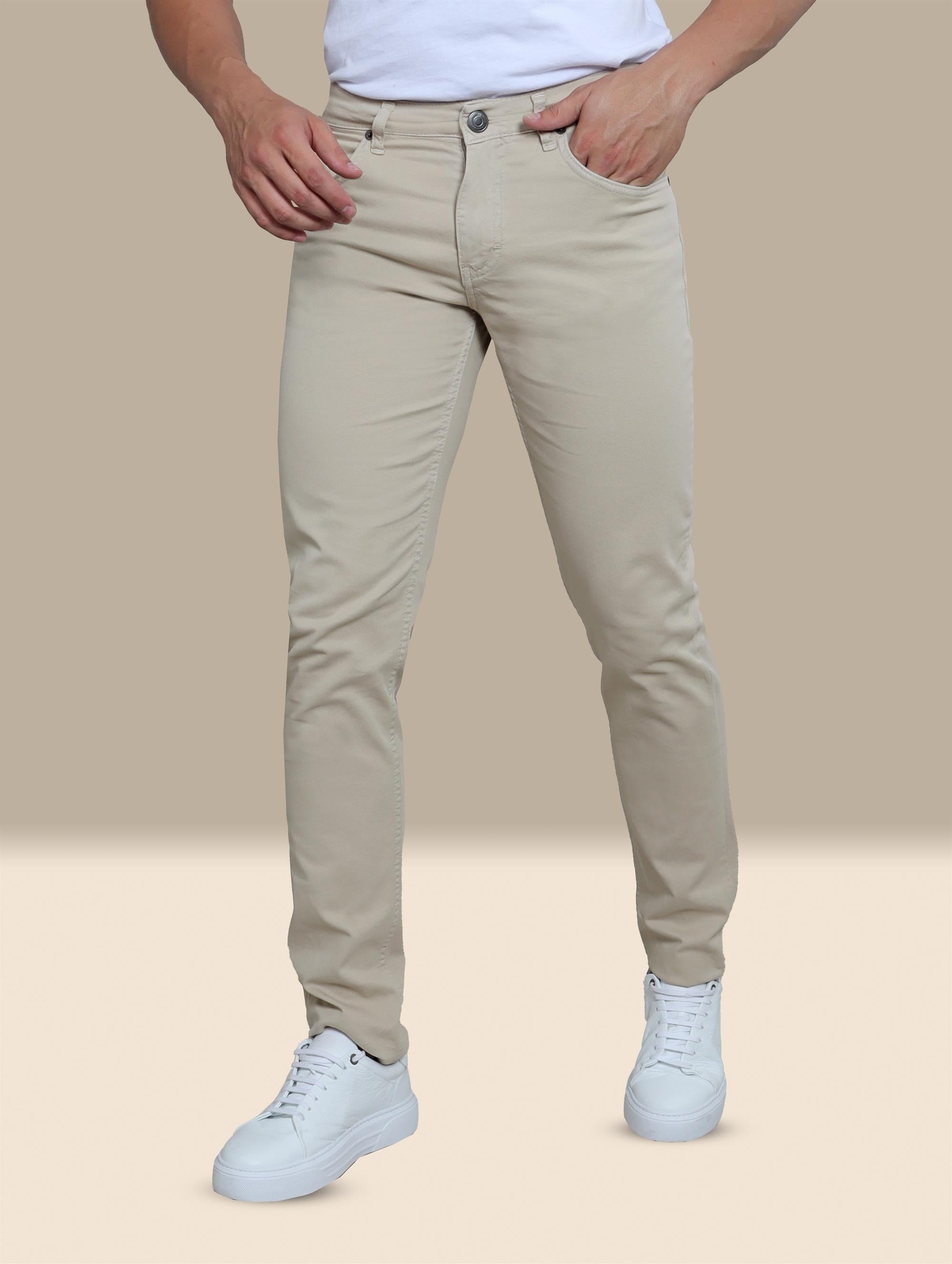 Urban Comfort: Beige Oxford with Five-Pocket Versatility