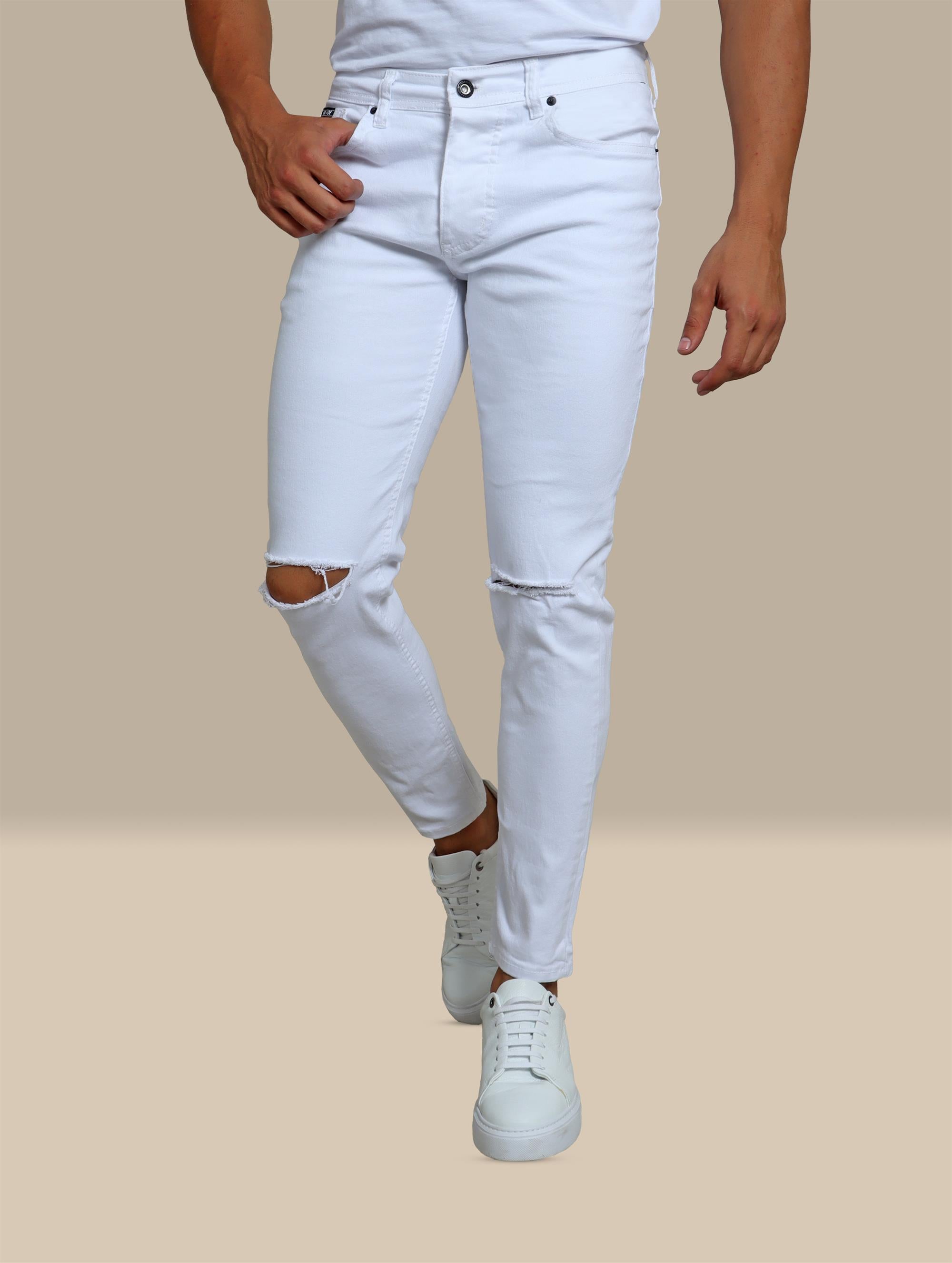 White ripped hot sale knee jeans