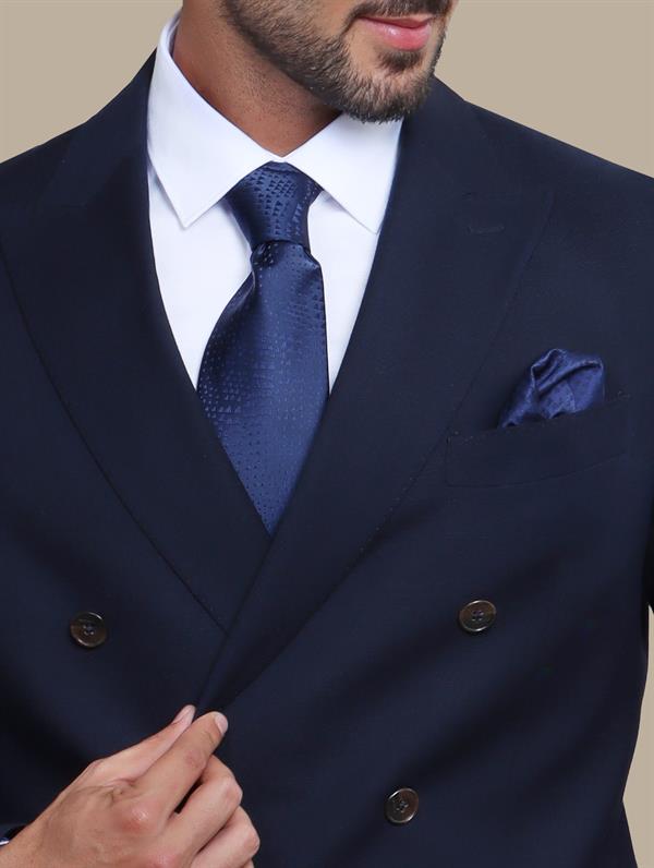 Classic Navy Double-Breasted Suit: Timeless Elegance