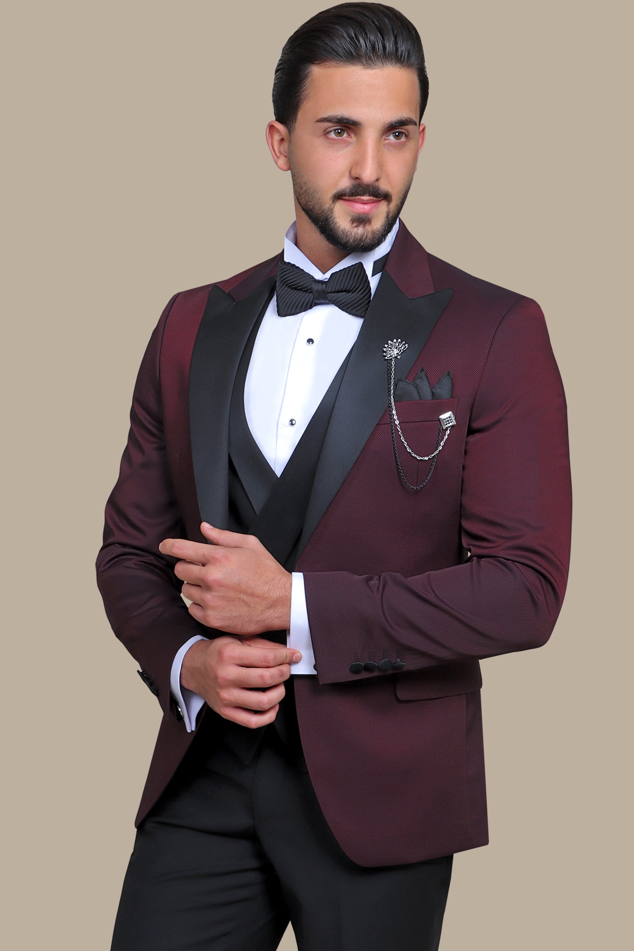 Burgundy Peak Lapel Tuxedo Suit – 3 Pieces