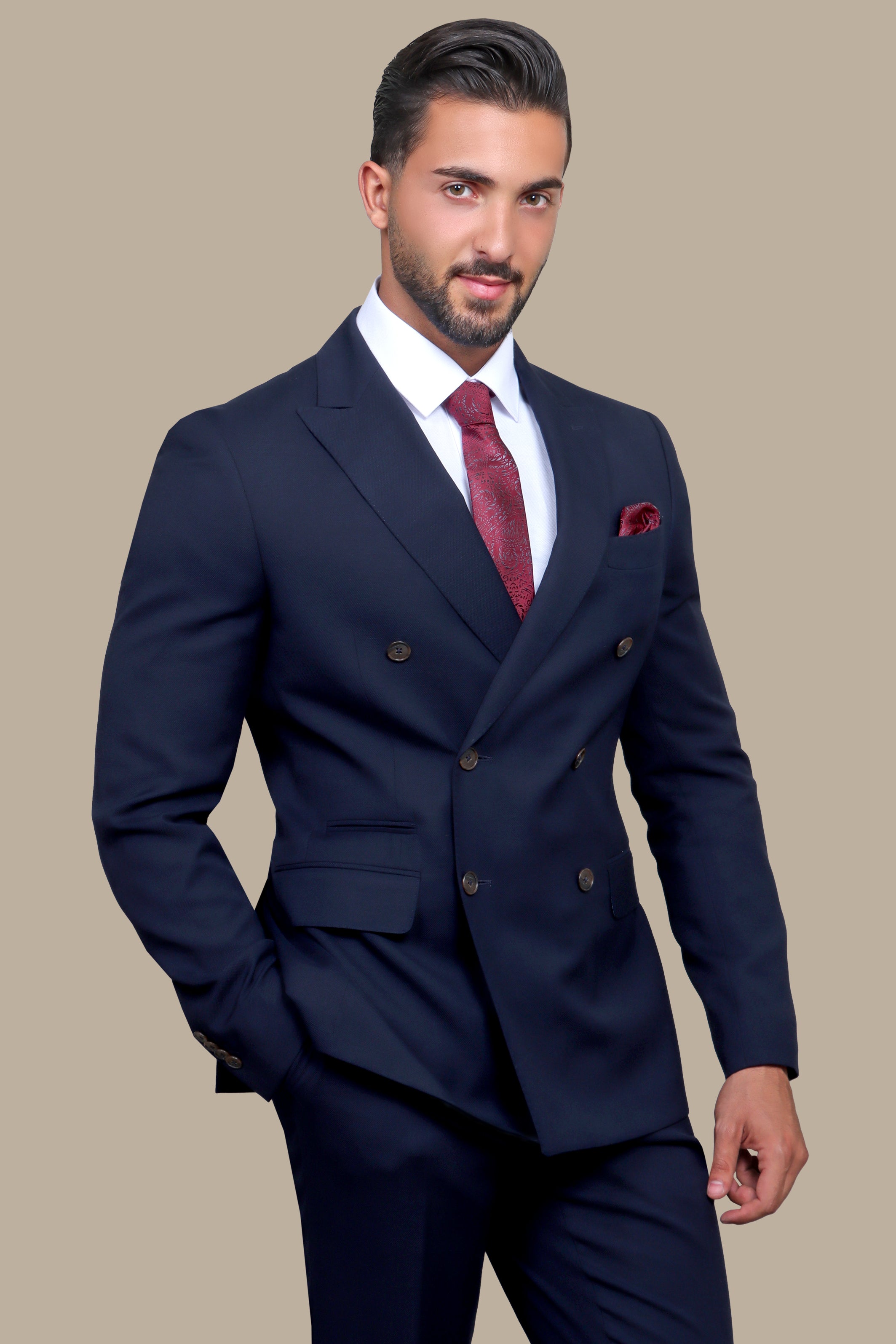 Classic Navy Double-Breasted Suit: Timeless Elegance