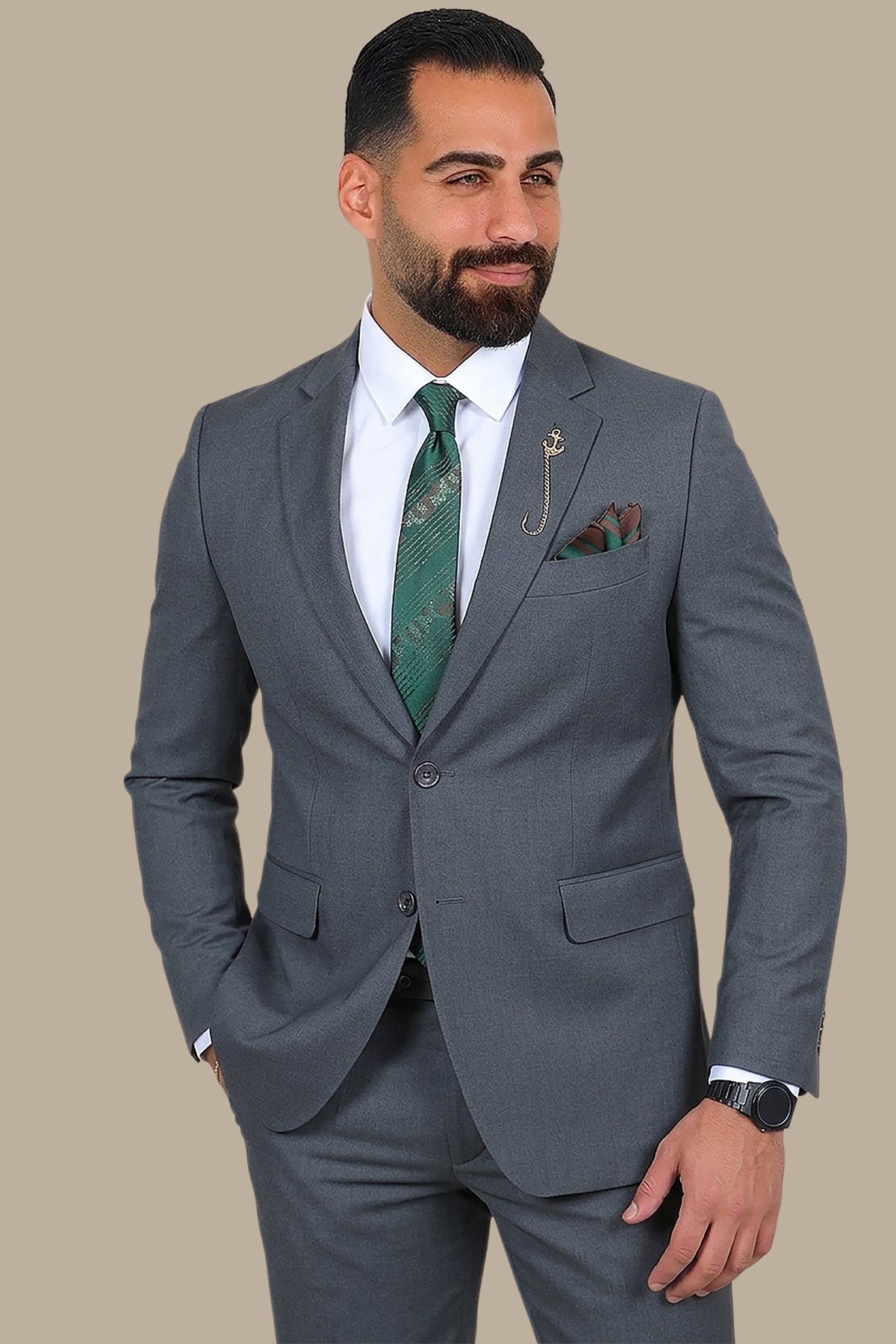 Understated Elegance: The Notch Drop 4-Color Gray Suit