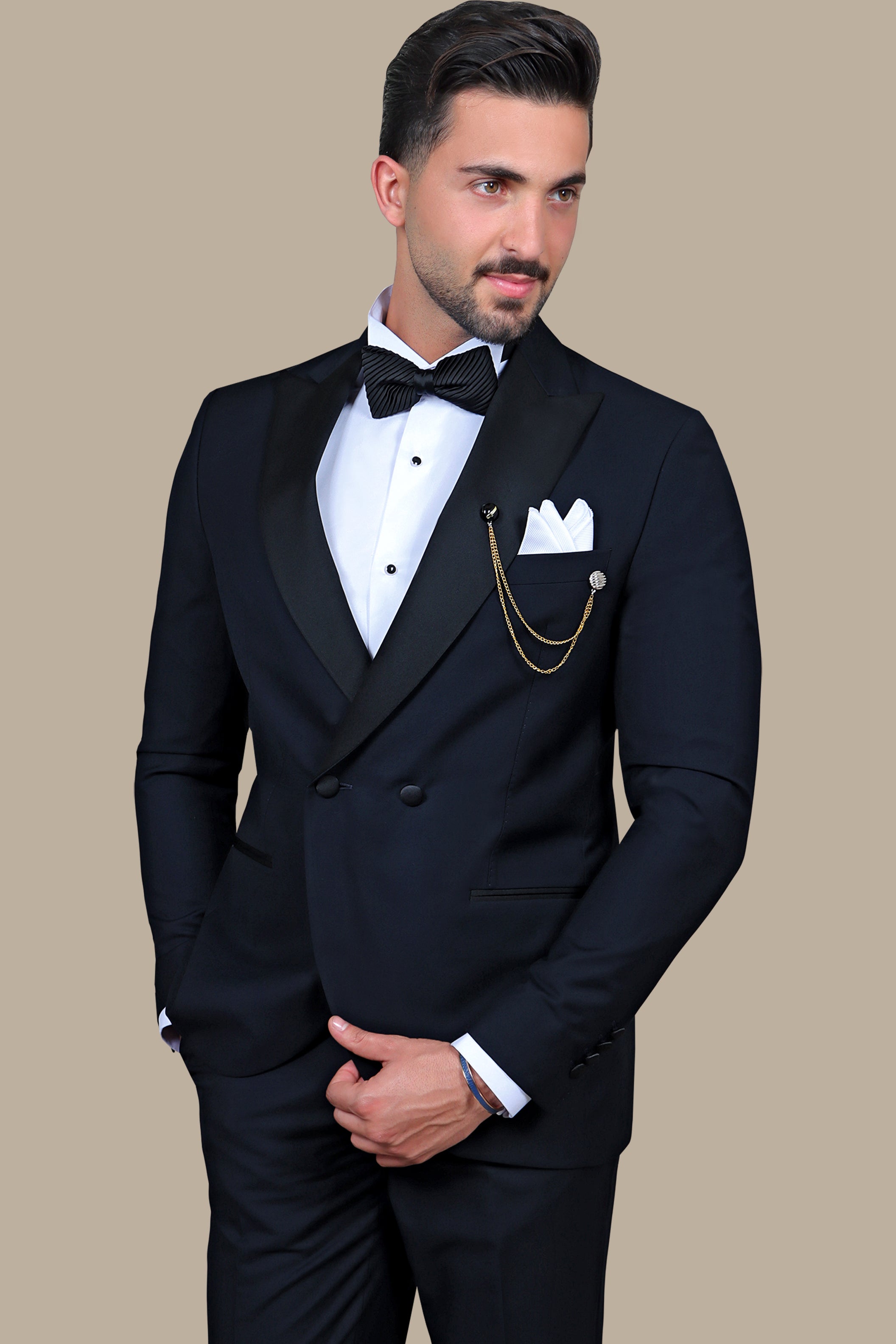 Navy Double-Breasted Peak Lapel Tuxedo