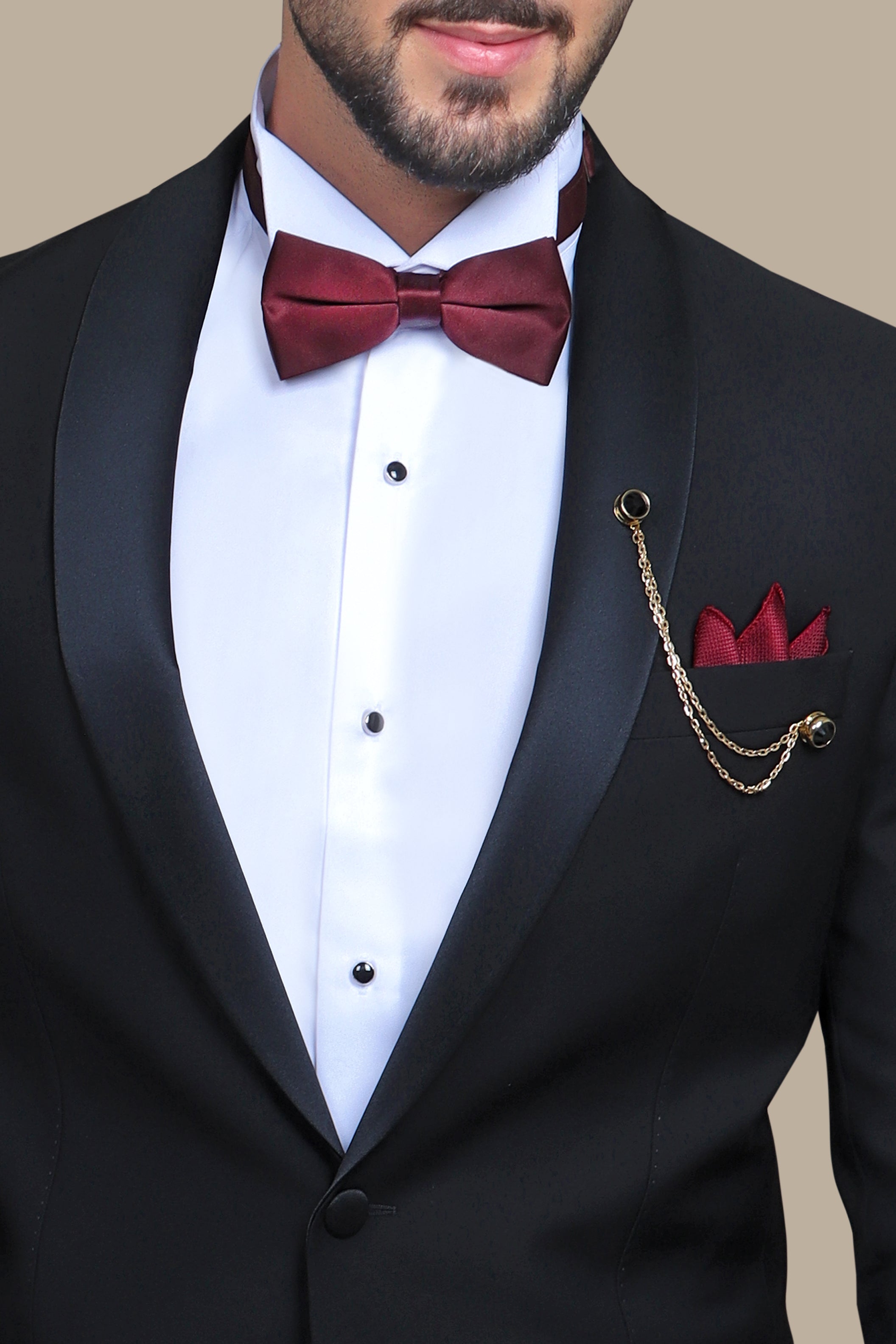 Black Elegance: Tuxedo Plain Col Chale