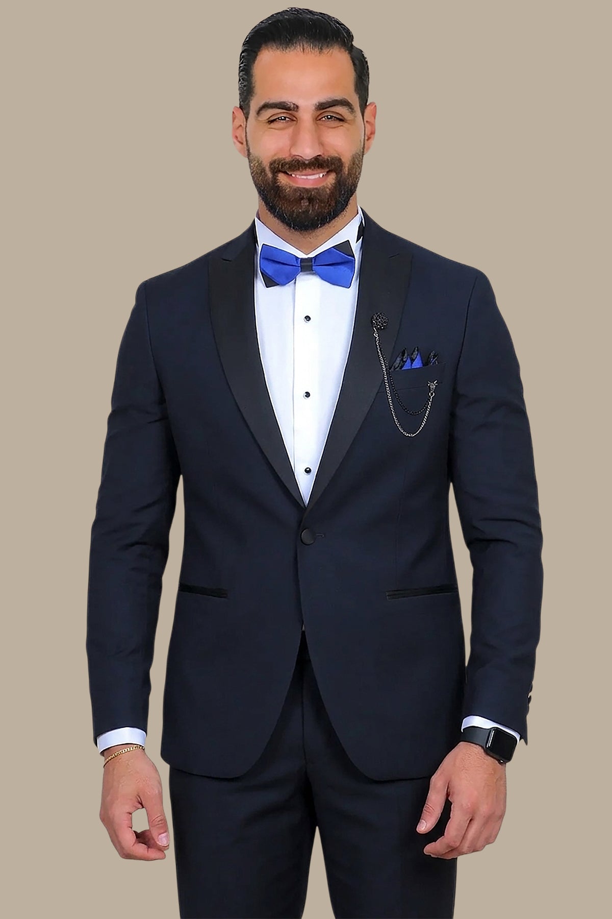 Navy Elegance: Peak Lapel Tuxedo in Black Satin for a Distinguished Look