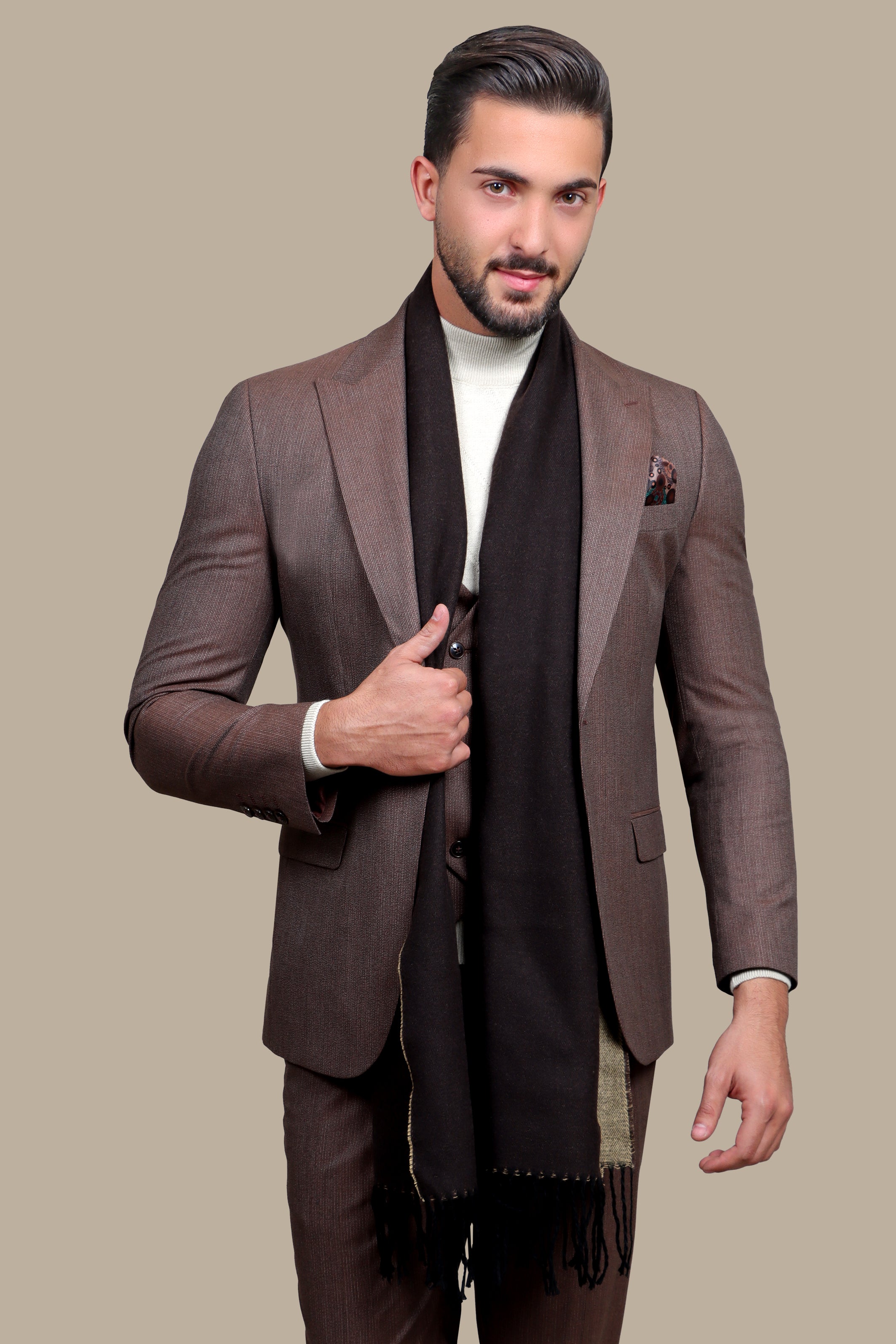 Classic Havan Stripe Peak 3-Piece Suit: Timeless Elegance in Every Thr