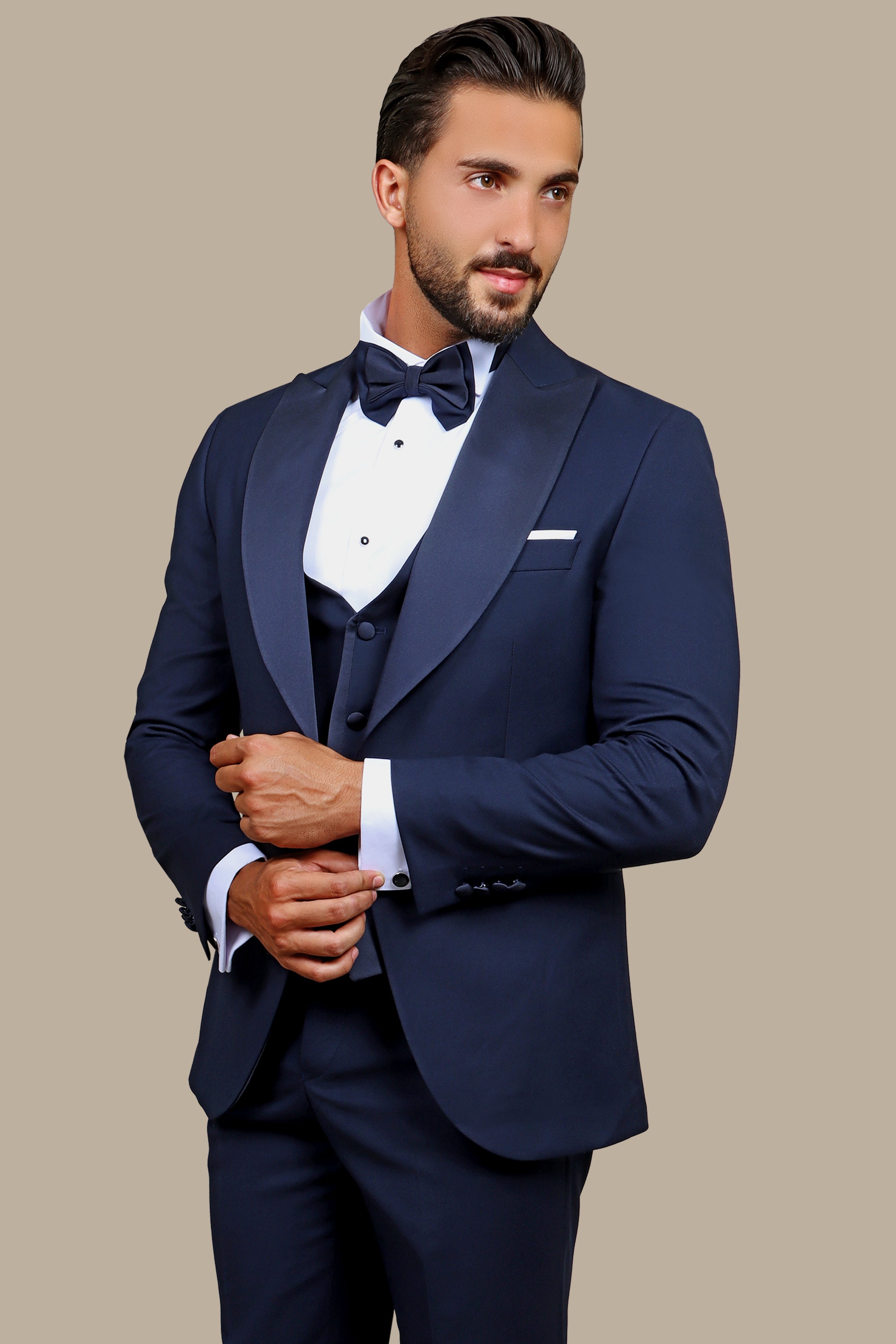 Navy Sophistication: 4-Piece Tuxedo Set with Peak Lapels