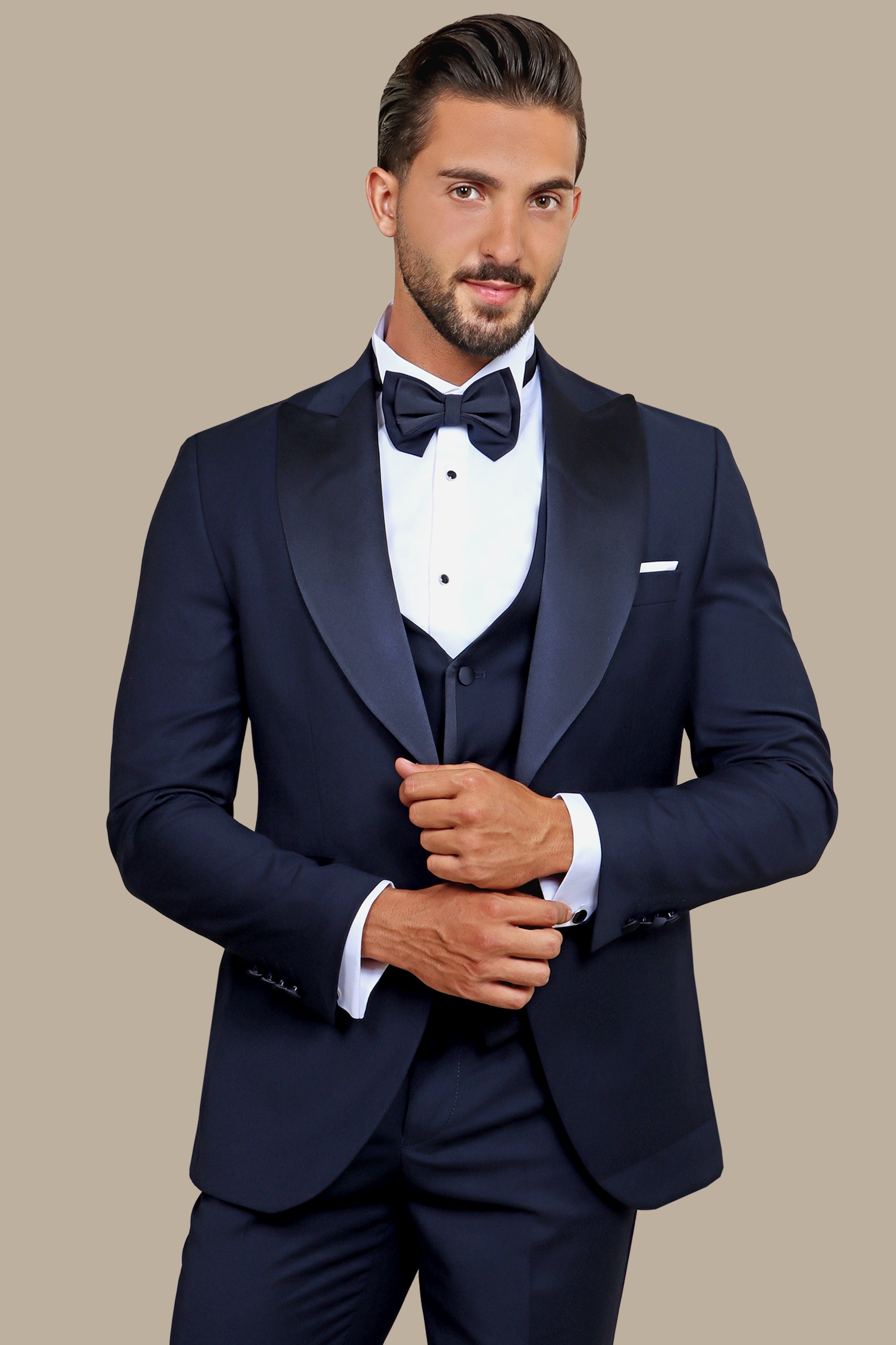 Navy Sophistication: 4-Piece Tuxedo Set with Peak Lapels