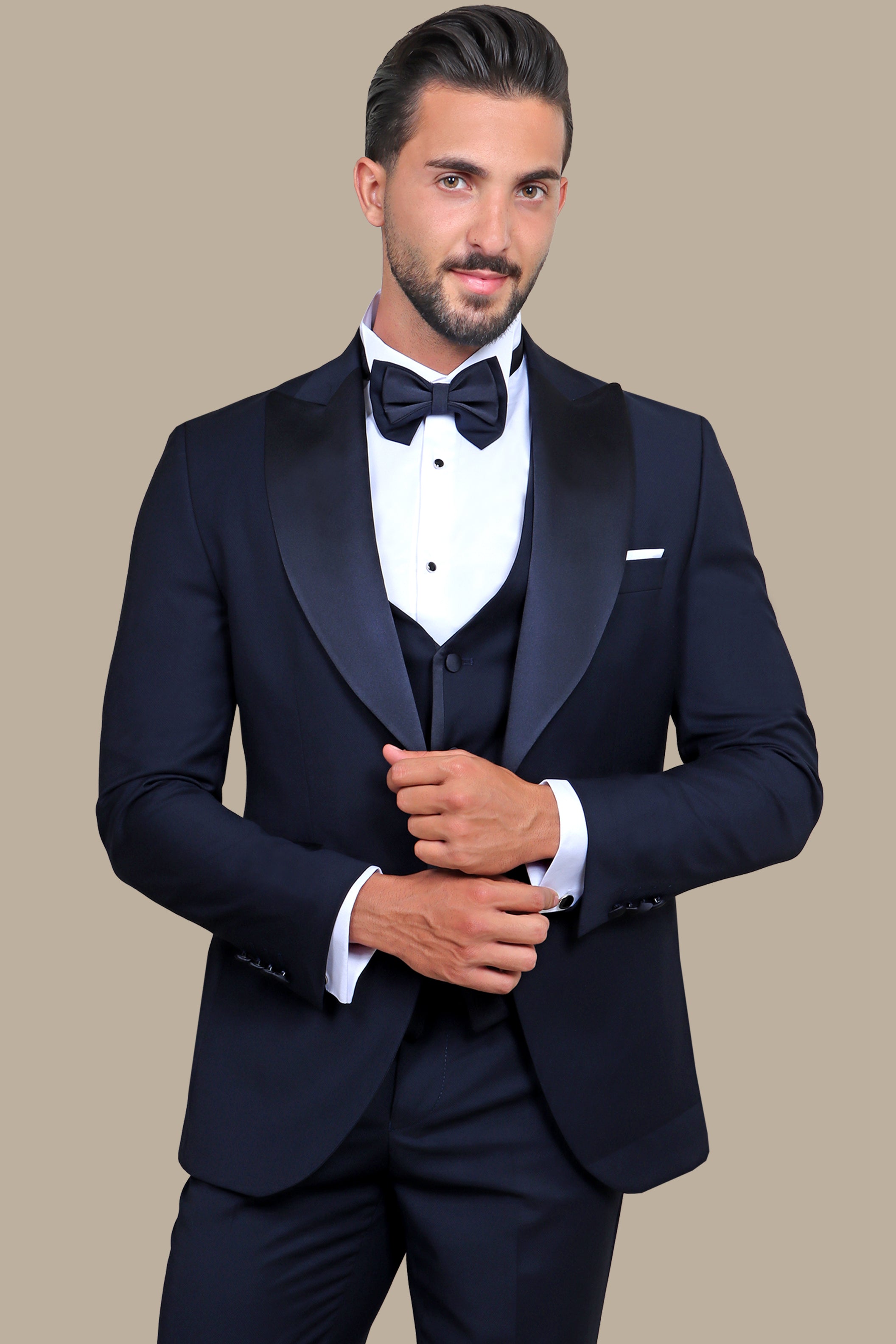 Navy Sophistication: 4-Piece Tuxedo Set with Peak Lapels