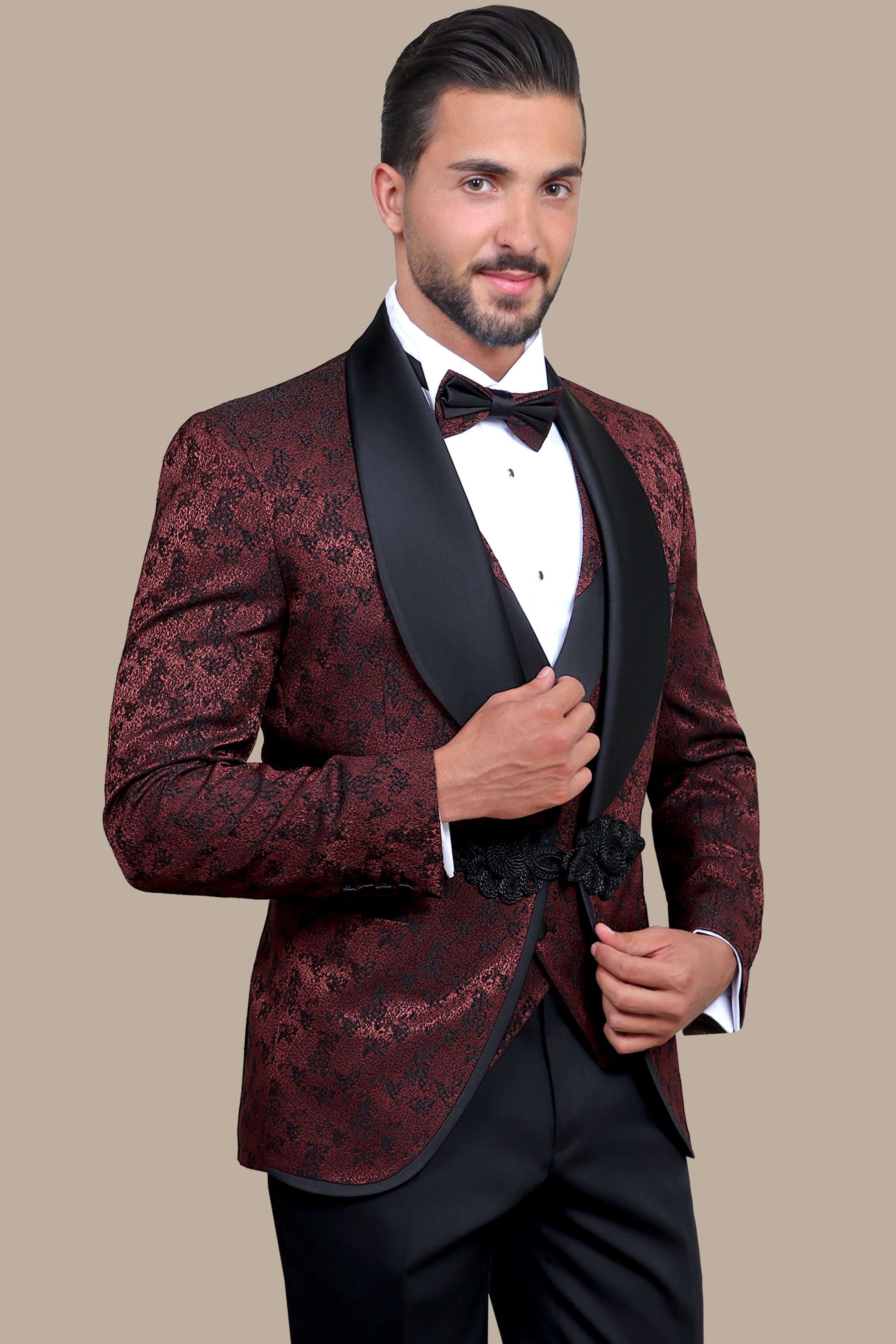 Burgundy Jacquard Tuxedo with Croche Colchale – 4 Piece