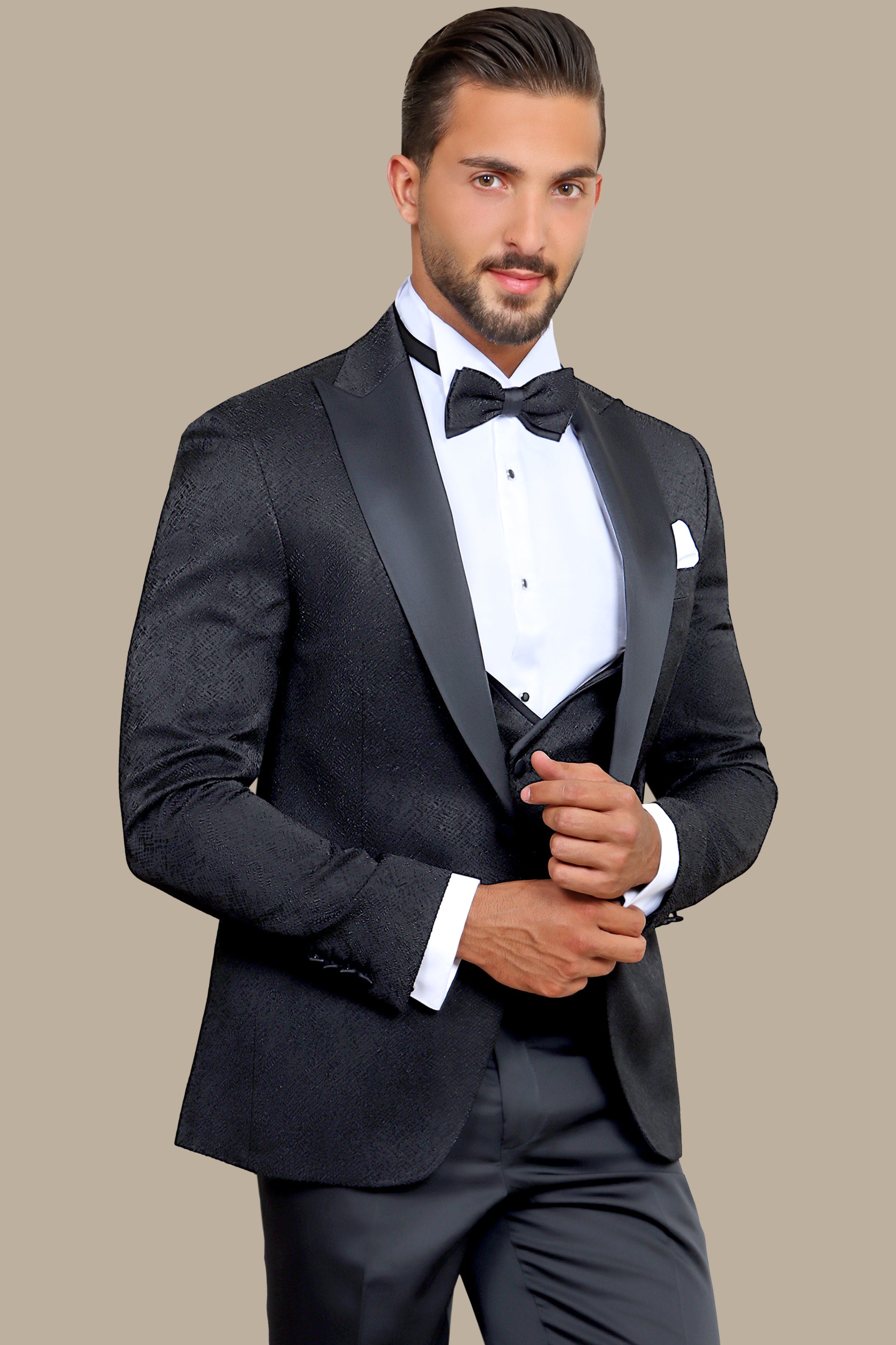 Starlight Elegance: 4-Piece Black Tuxedo Set with Shiny Peak Pattern