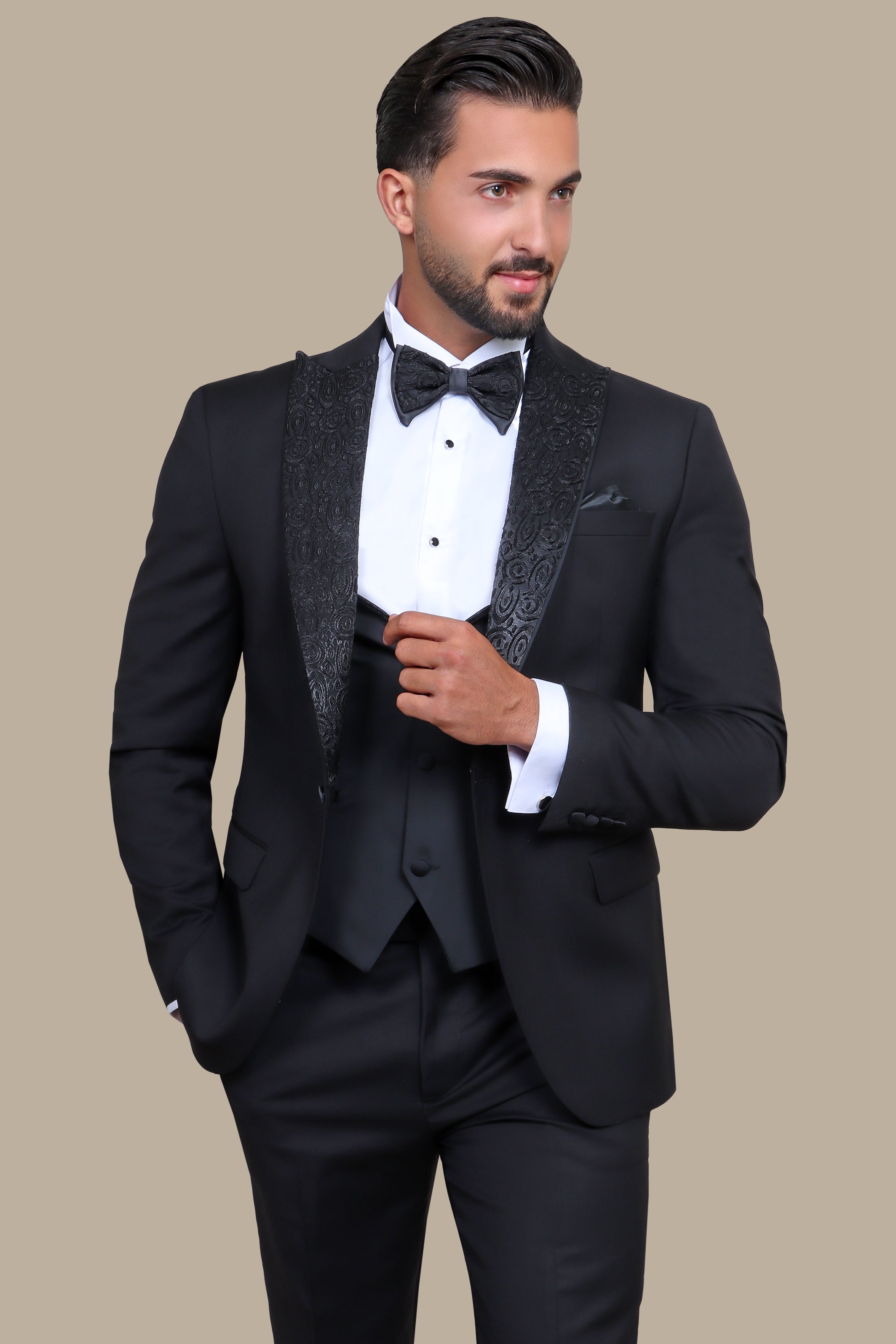 Imperial Noir Elegance: The Black Tuxedo Jacquard Collar 4-Piece Set