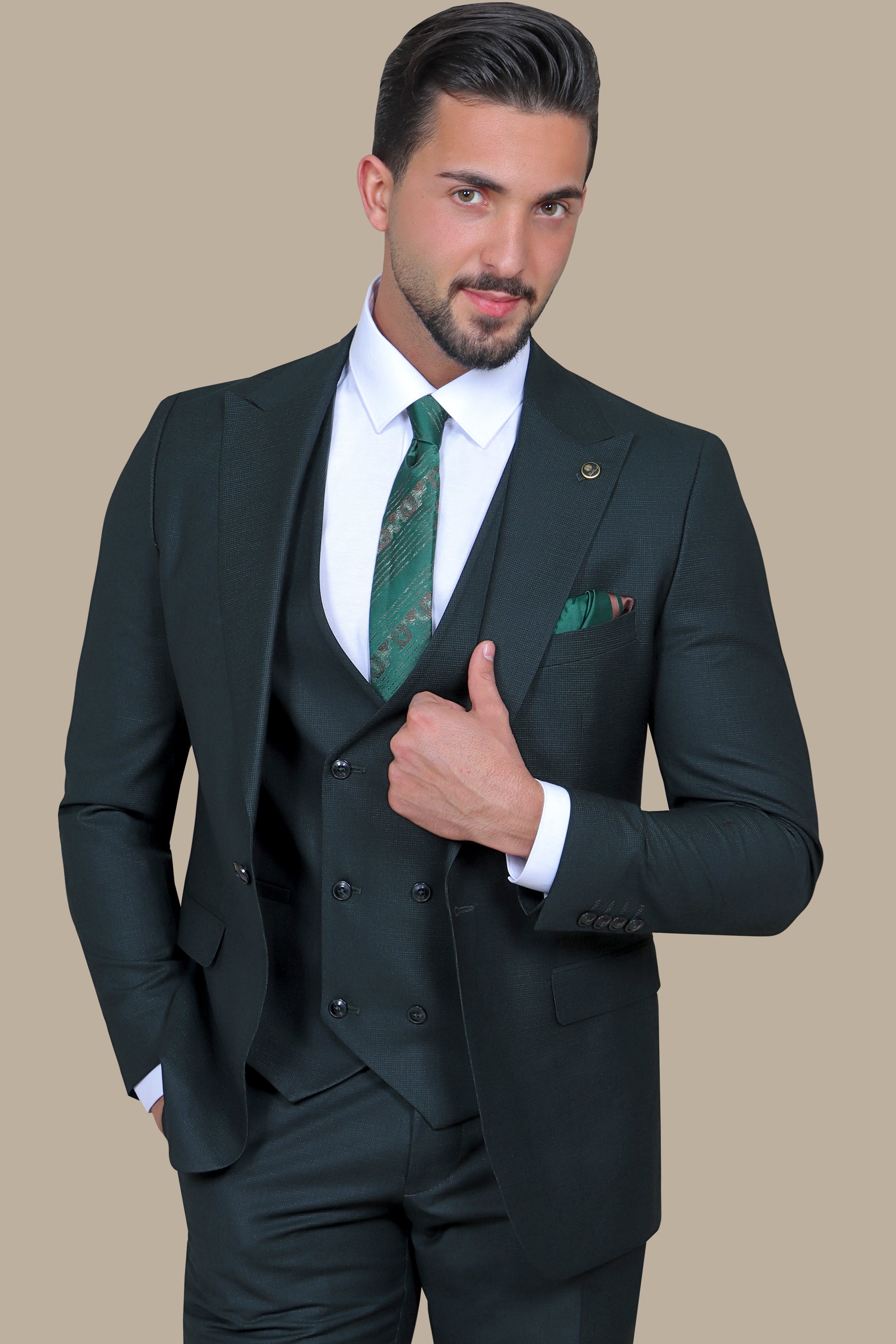 Sophisticated Dark Green Suit with Small Checks: The Peak of Elegance in 3 Pieces