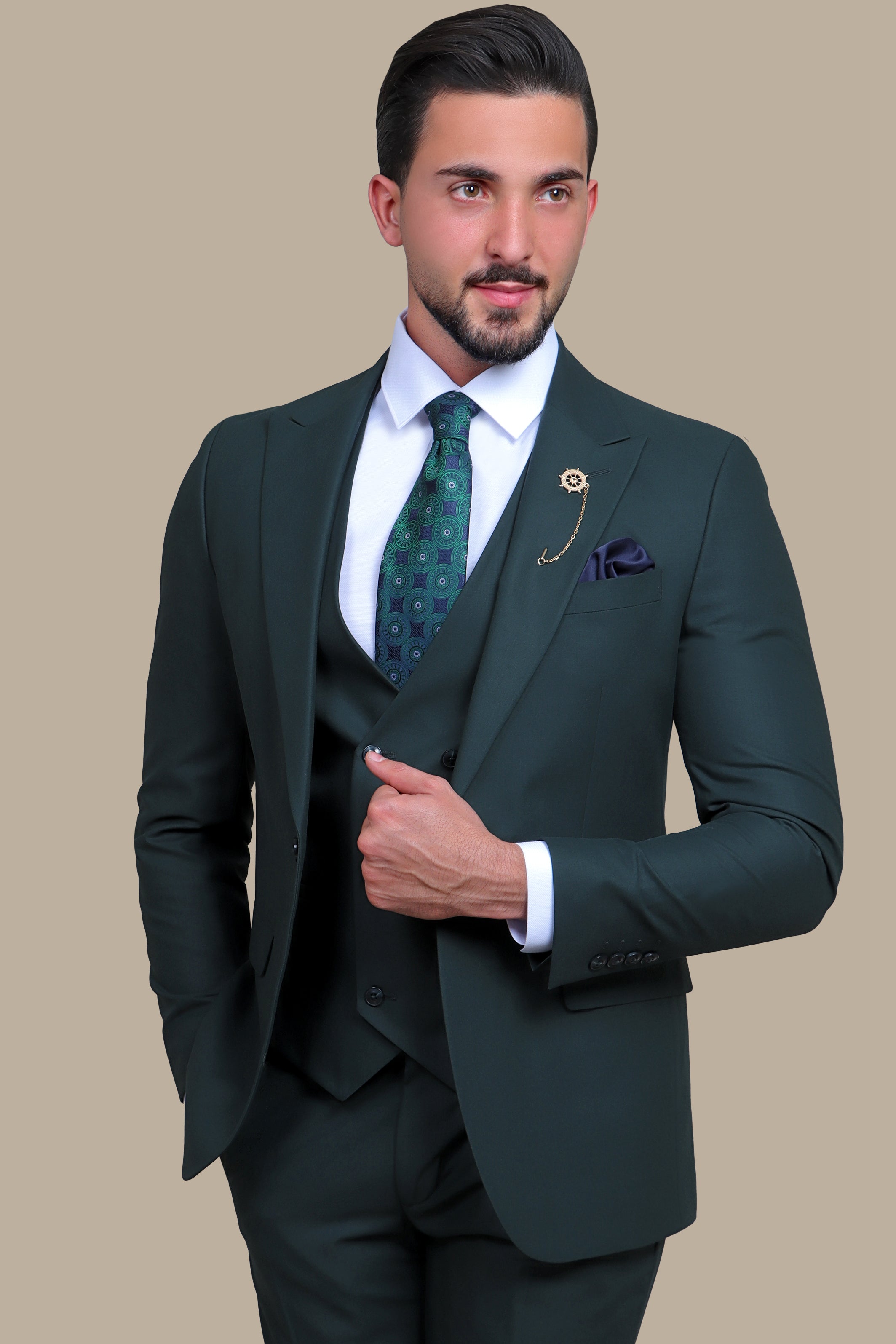 Emerald Elegance: The Peak Plain 3-Piece Green Suit