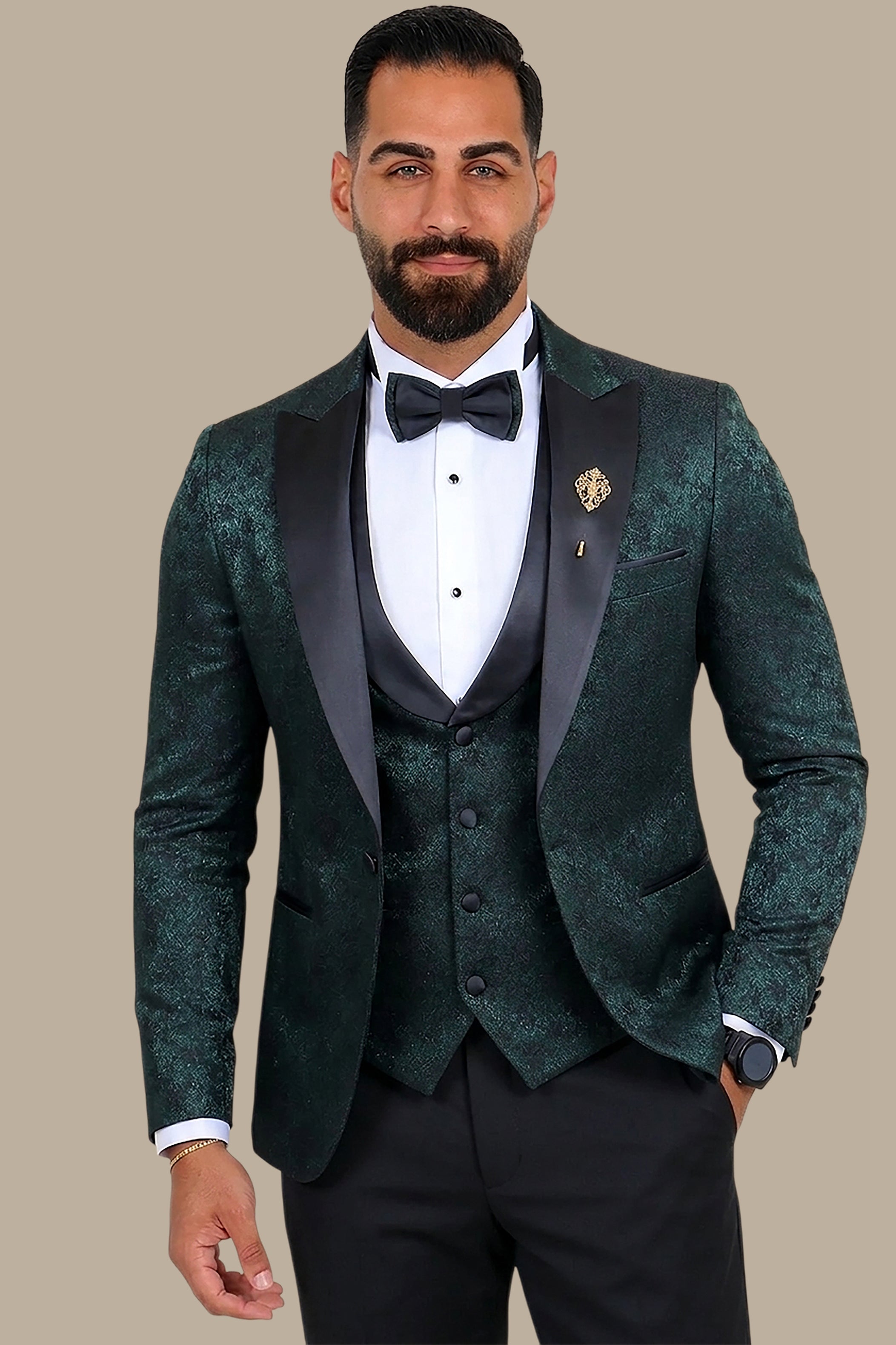 Emerald Elegance: Tuxedo Jacquard Peak 4-Piece Set in Stunning Green