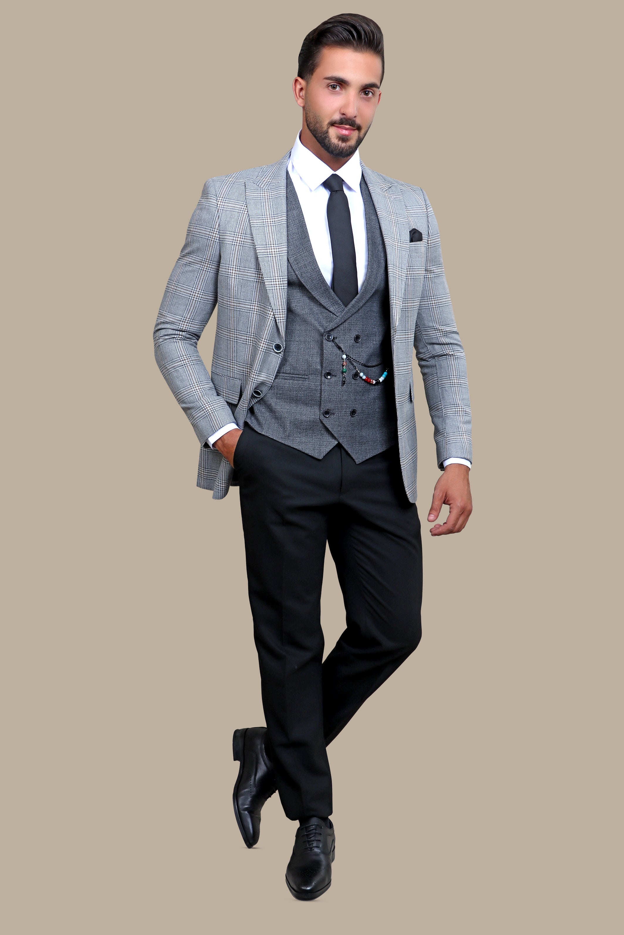 Gray Power: Mix and Match 3-Piece Suit for Endless Style Possibilities