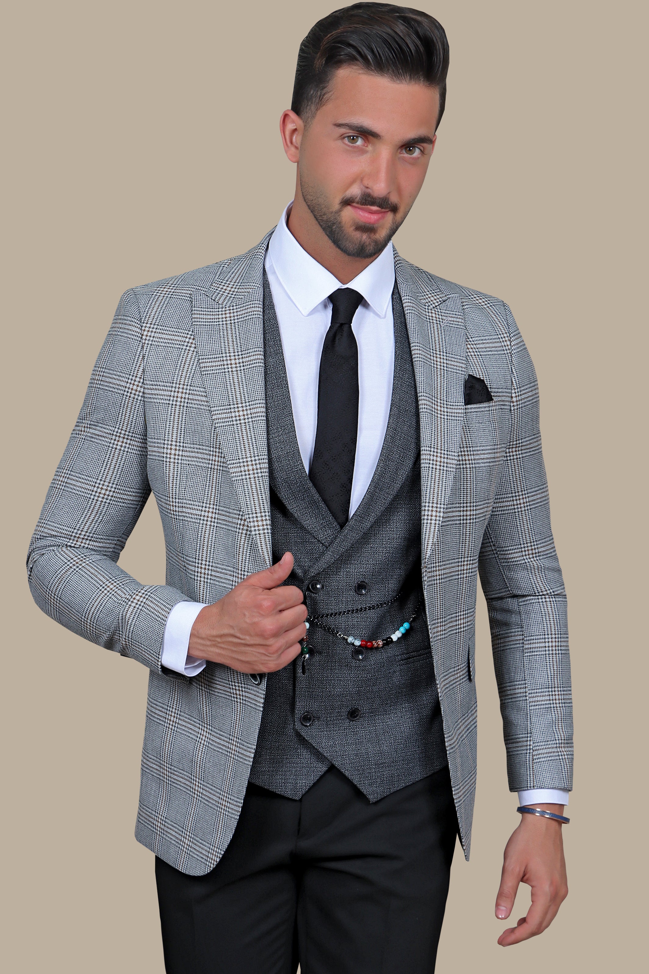 Gray Power: Mix and Match 3-Piece Suit for Endless Style Possibilities