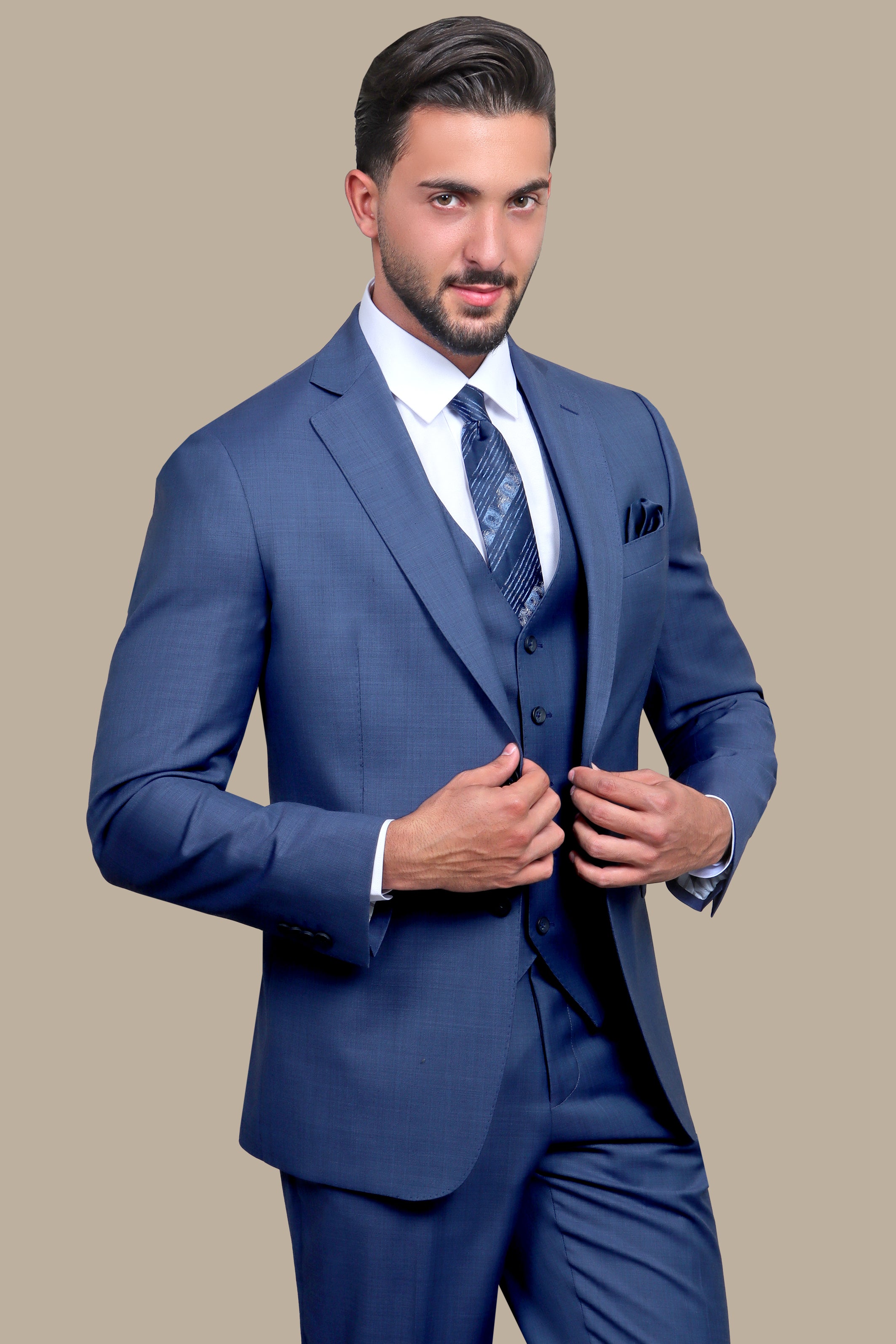 Classic Blue Elegance: Wool Notch Filafil 3-Piece Suit