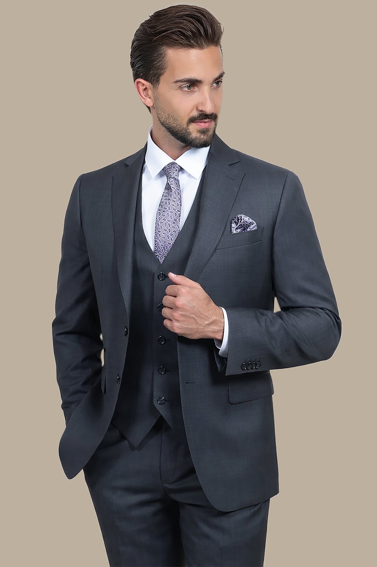 Refined Elegance: Dark Grey Wool Notch Fila Fil 3-Piece Suit