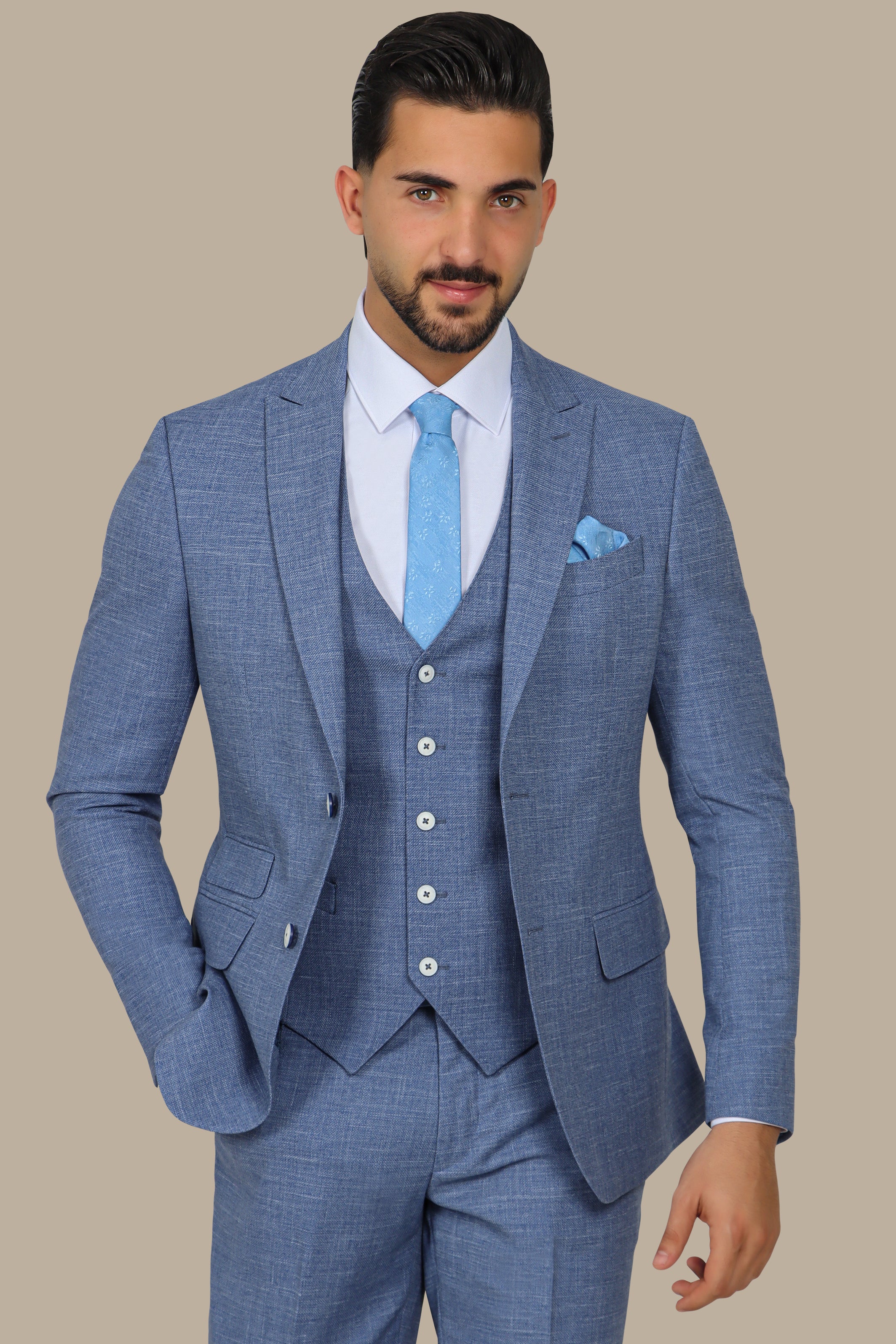 Blue 3-Piece Suit with Fila Fil Peak Lapel