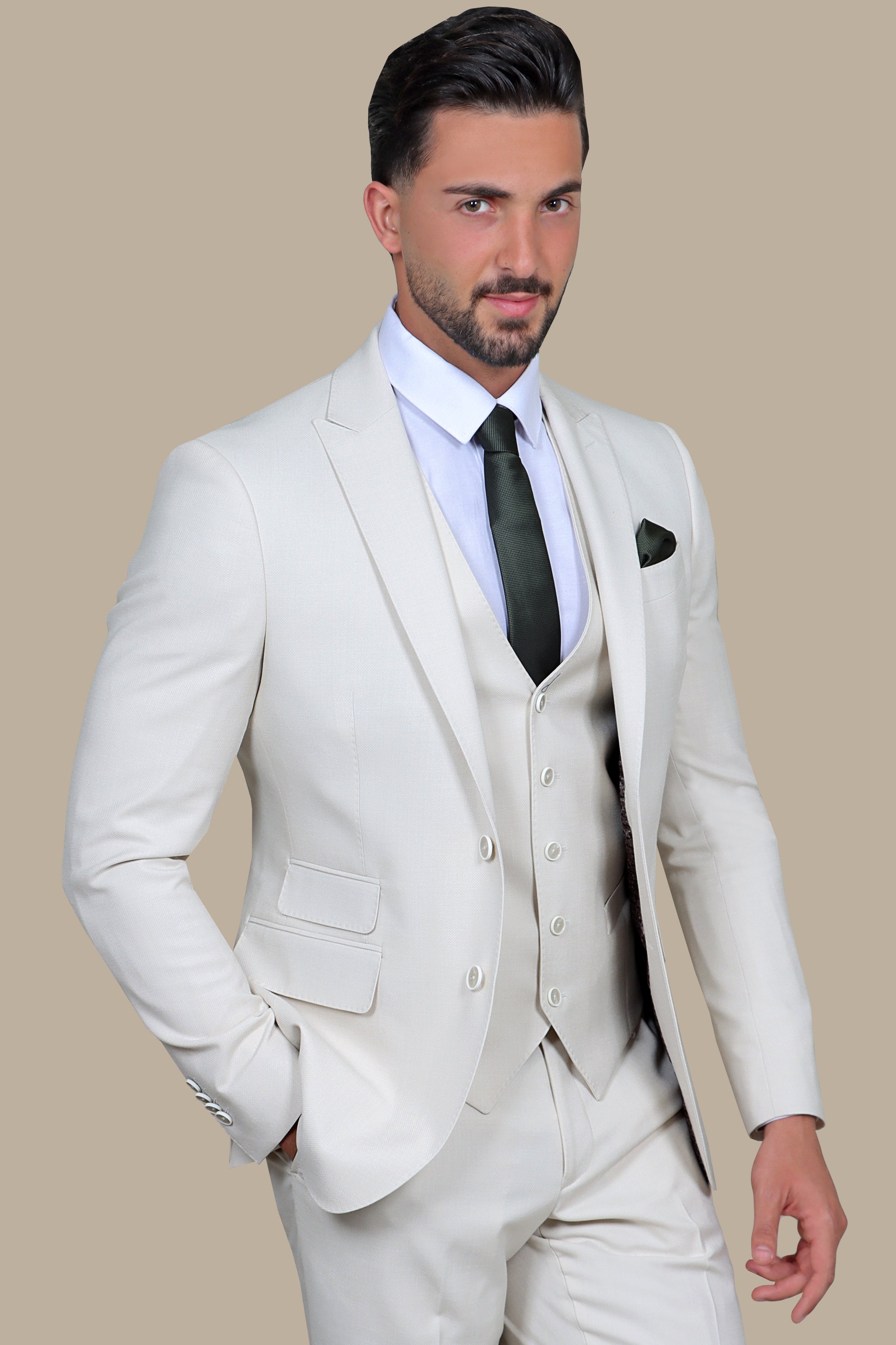 Light Beige Slim Fit Suit with Peak Lapel and Flap Pockets