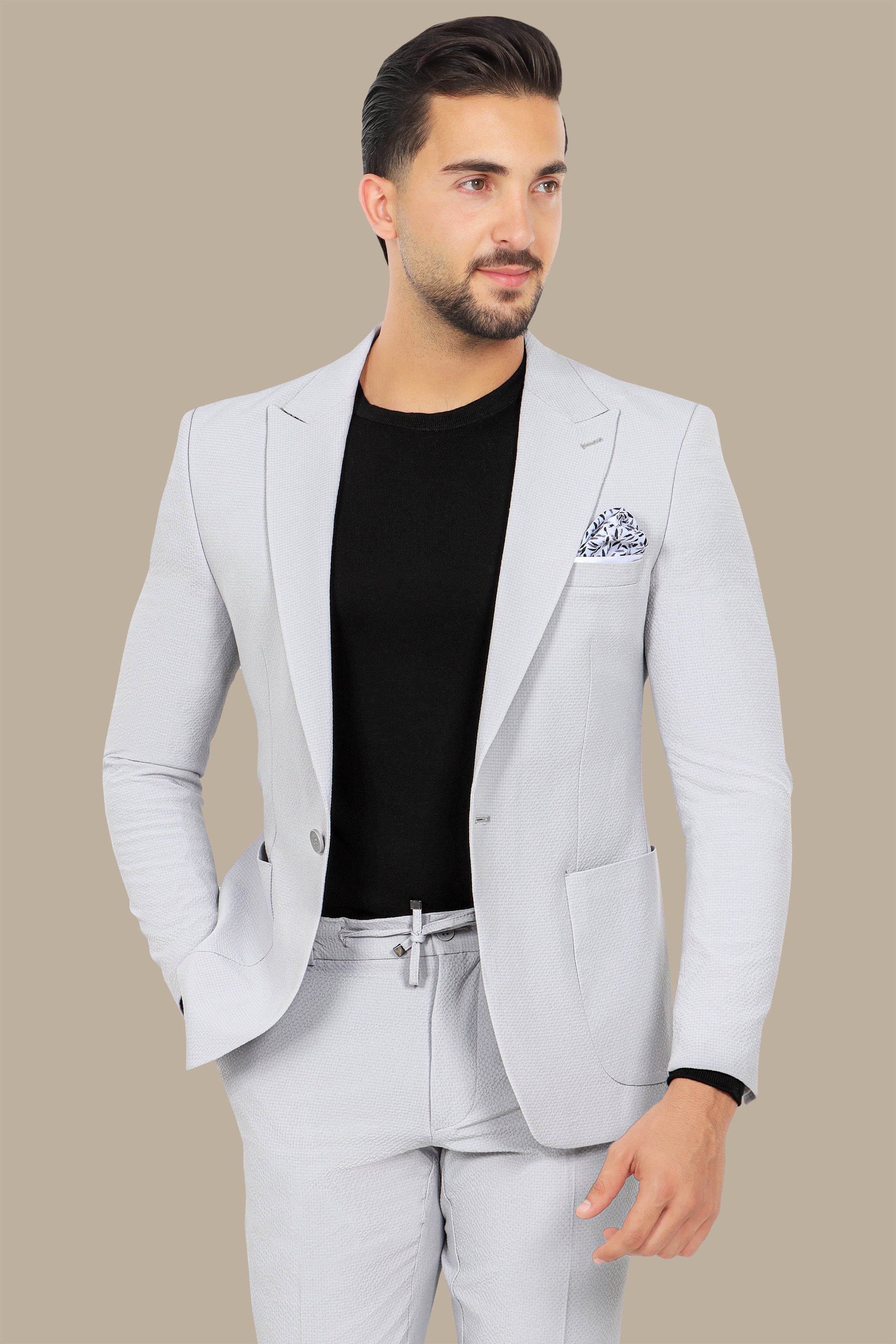 Light Grey Travel Suit: Structured with Peak Lapel