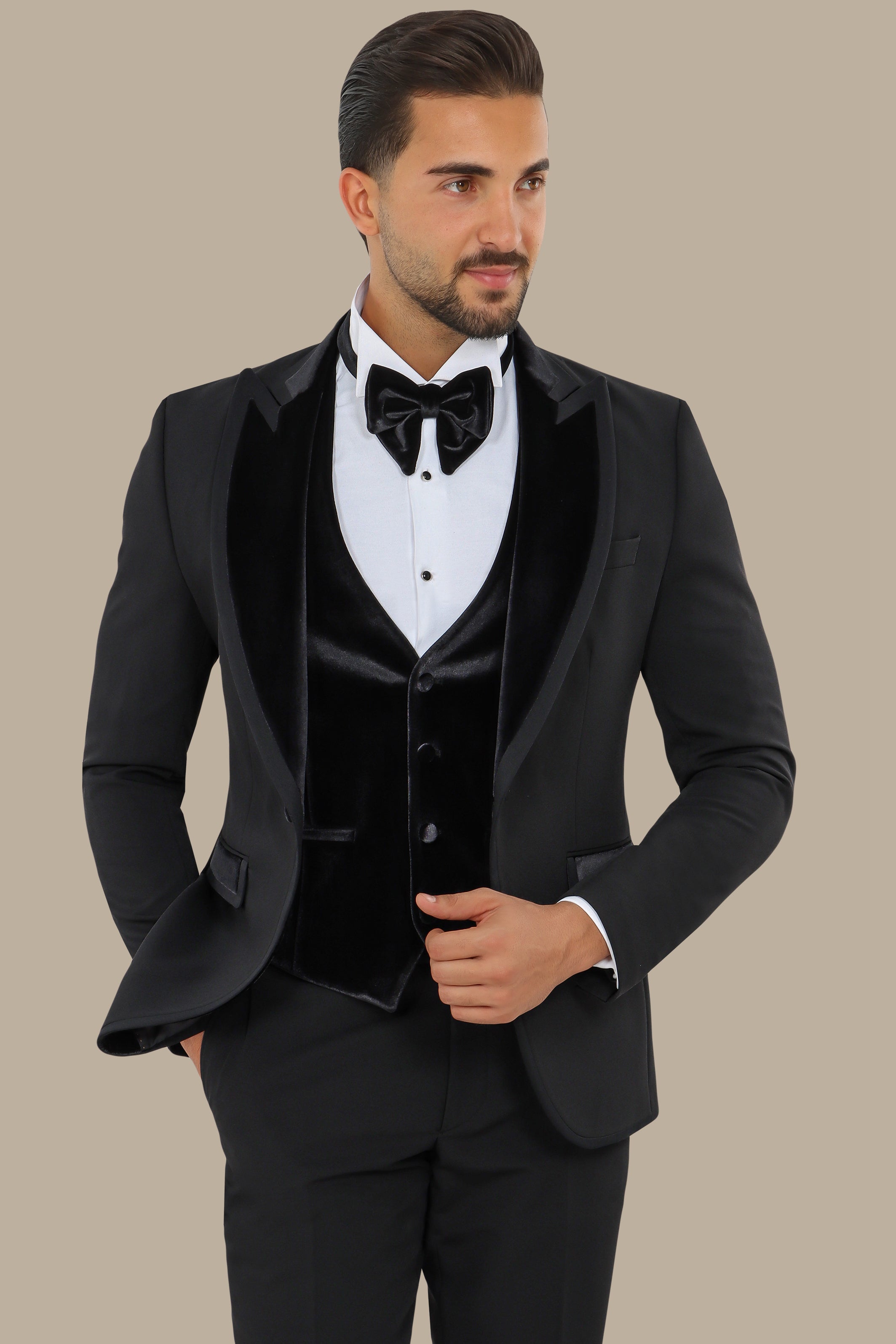 Black Velvet Tuxedo with Peak Lapel – 3-Piece Set