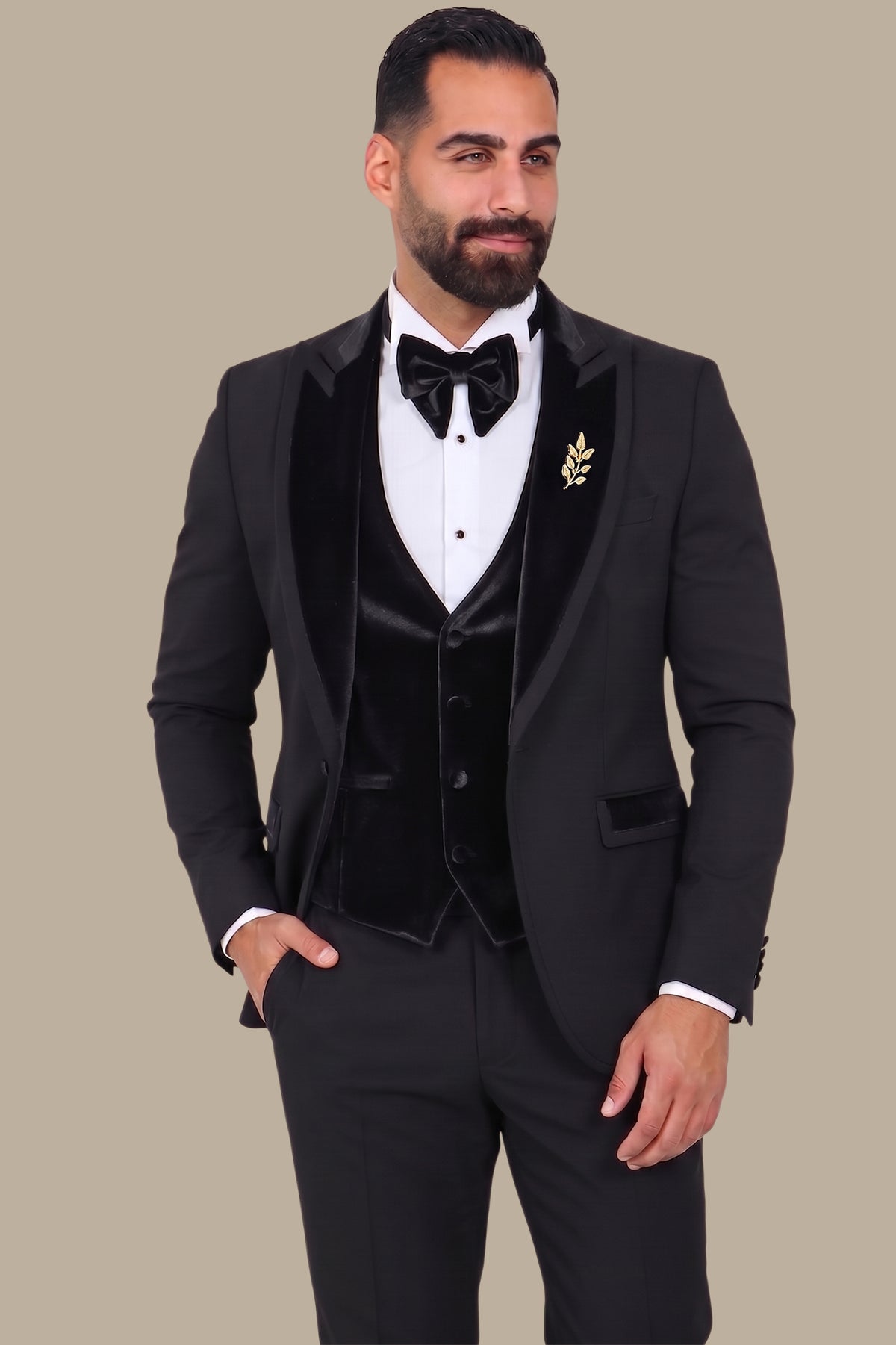 Black Velvet Tuxedo with Peak Lapel – 3-Piece Set