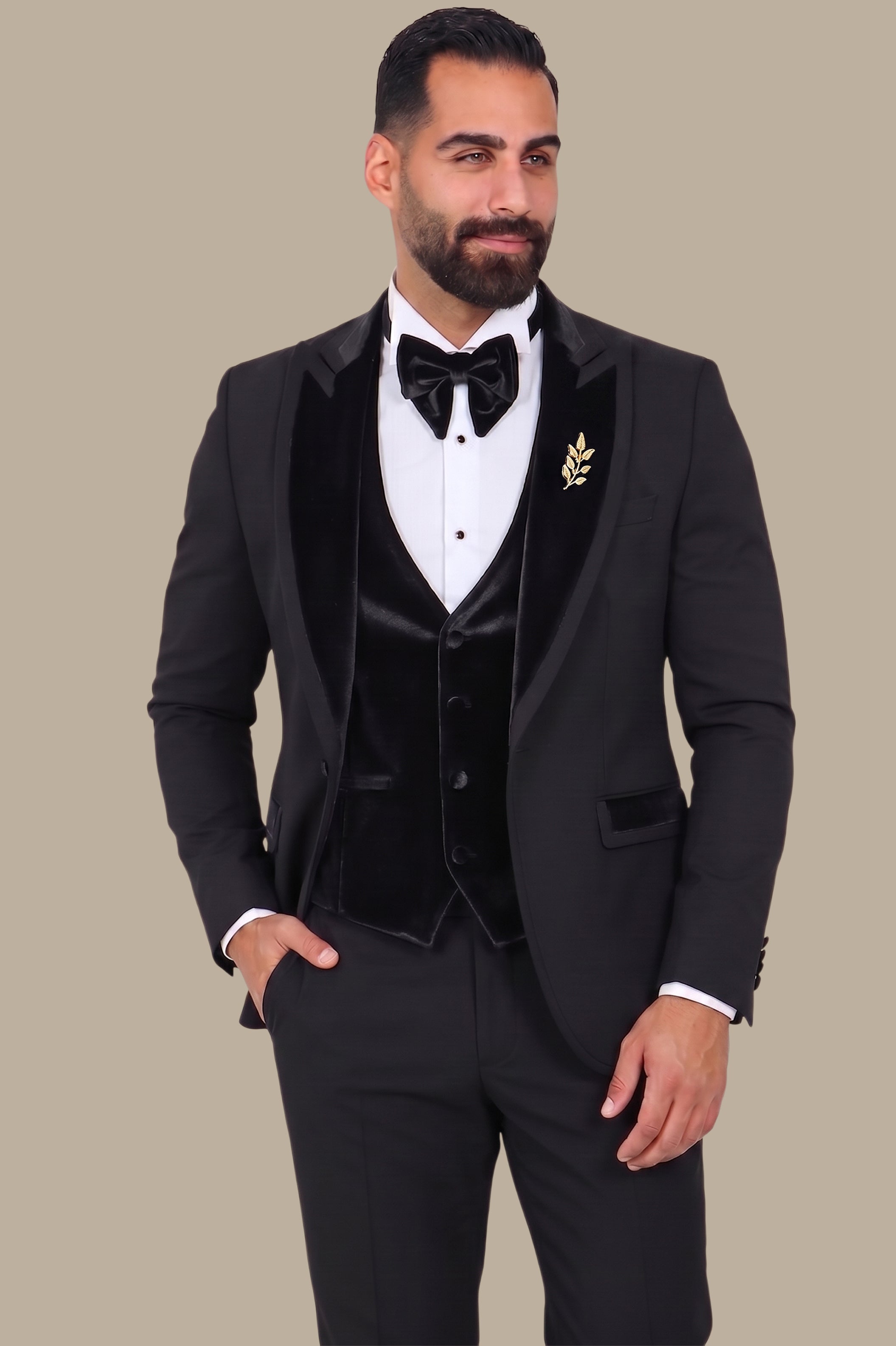 Black Velvet Tuxedo with Peak Lapel – 3-Piece Set