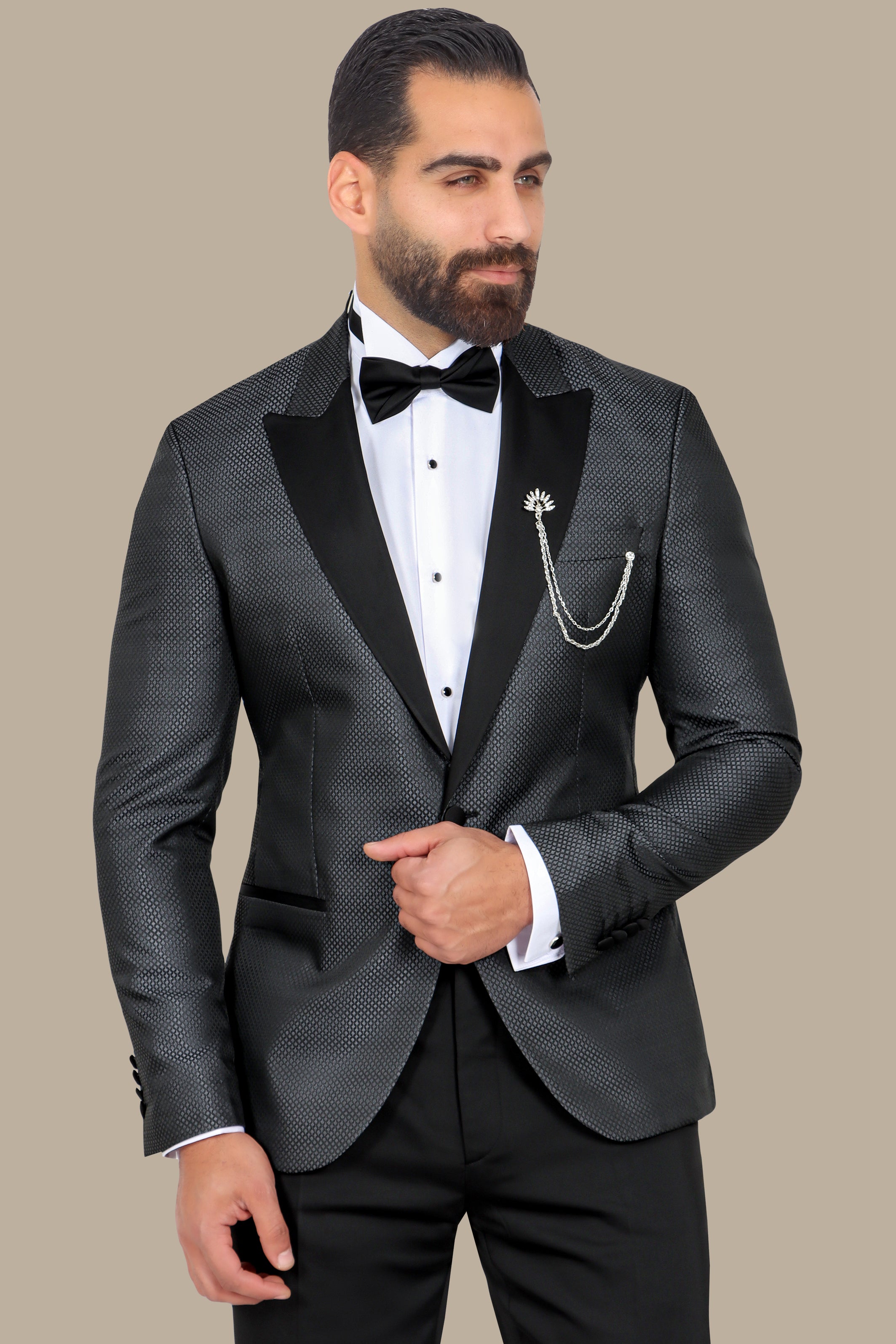 Dark Grey Tuxedo with Small Lozenge Pattern and Peak Lapel – 3-Piece Set