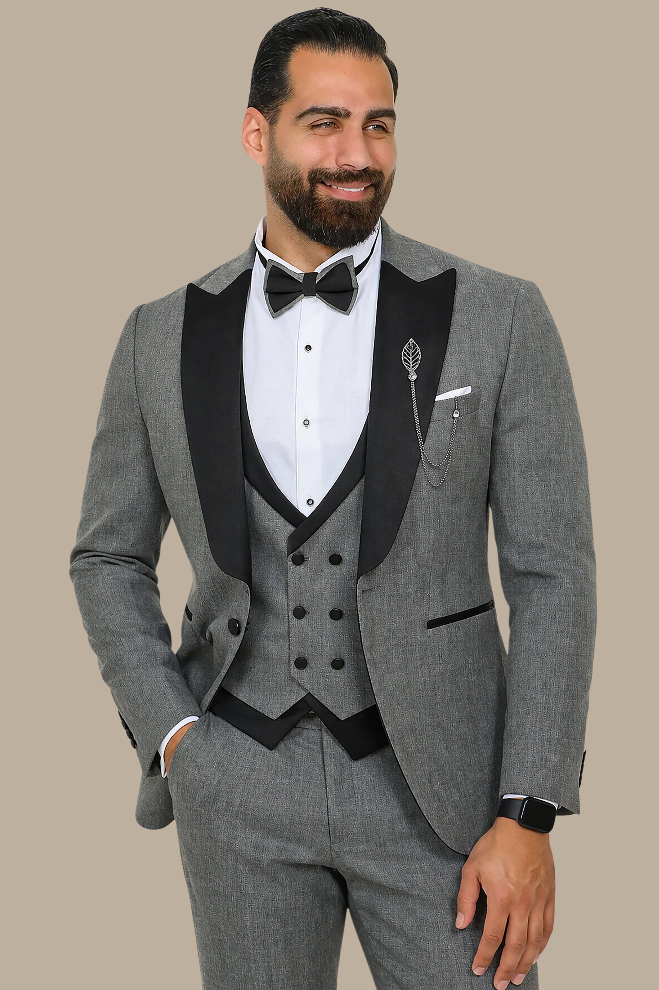 Grey Tuxedo: Peak Lapel, Structured Bord-à-Bord, 4-Piece
