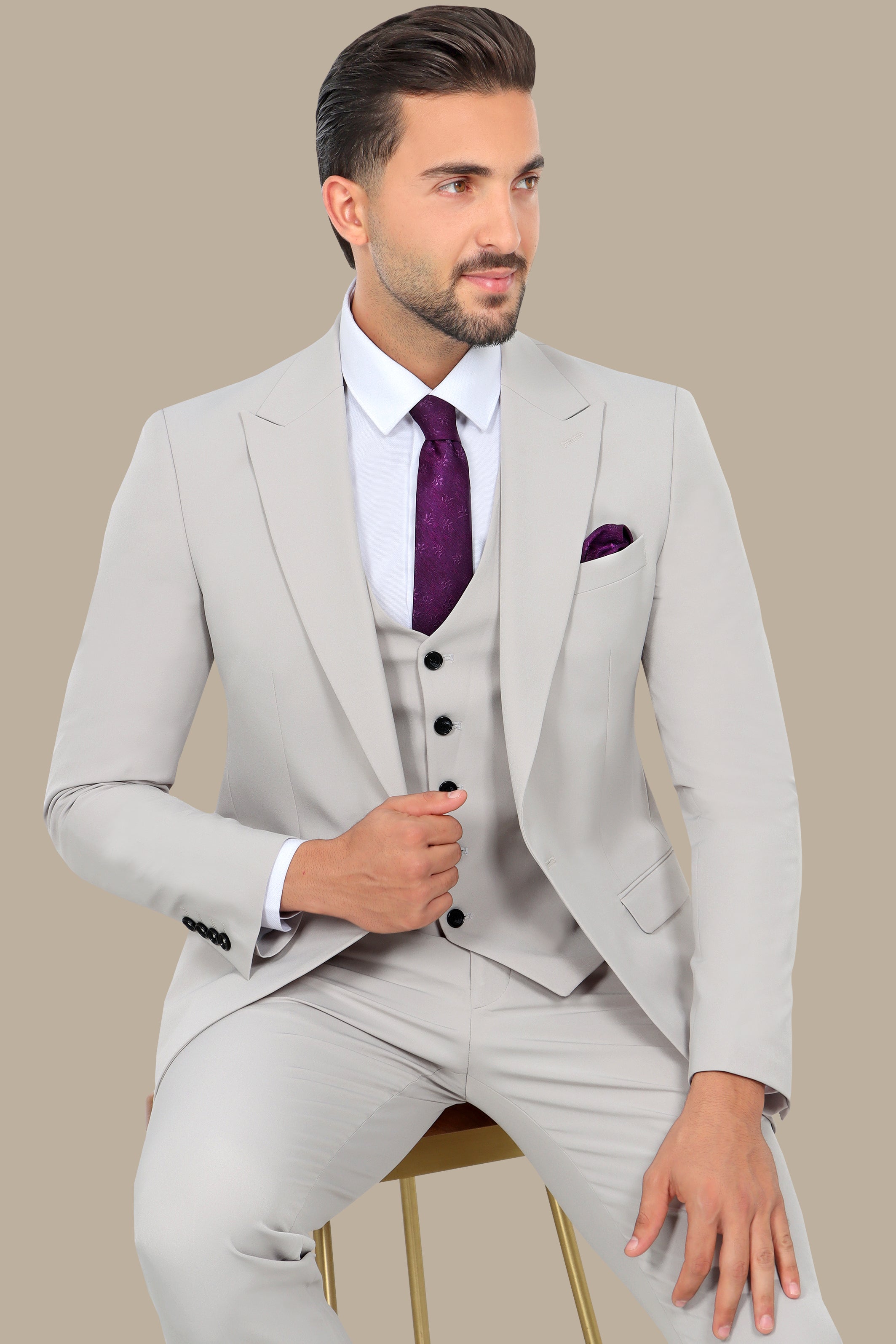 Sleek Comfort: 3-Piece Light Grey Lycra Suit with Peak Lapel