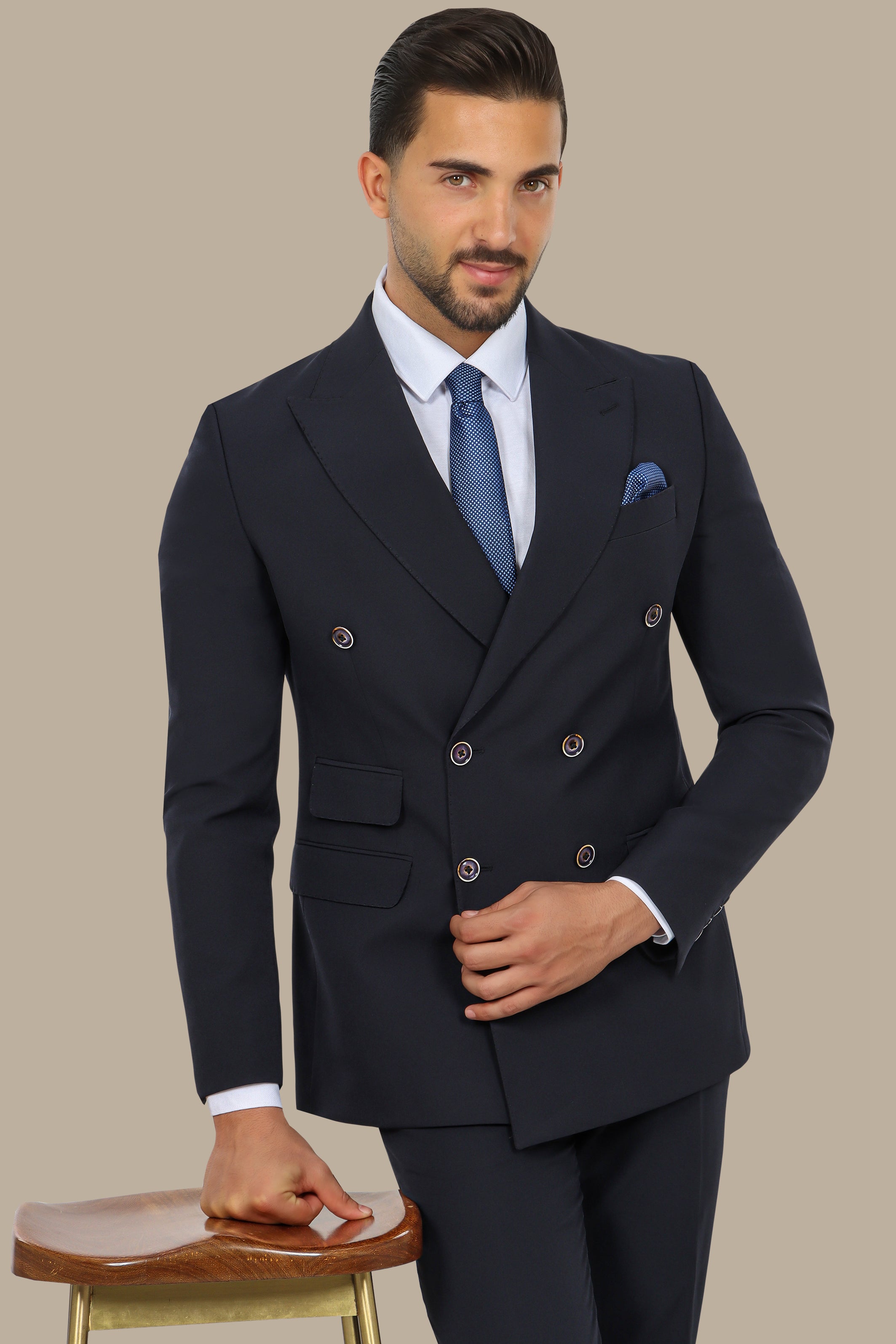 Navy Double-Breasted Suit with Peak Lapel