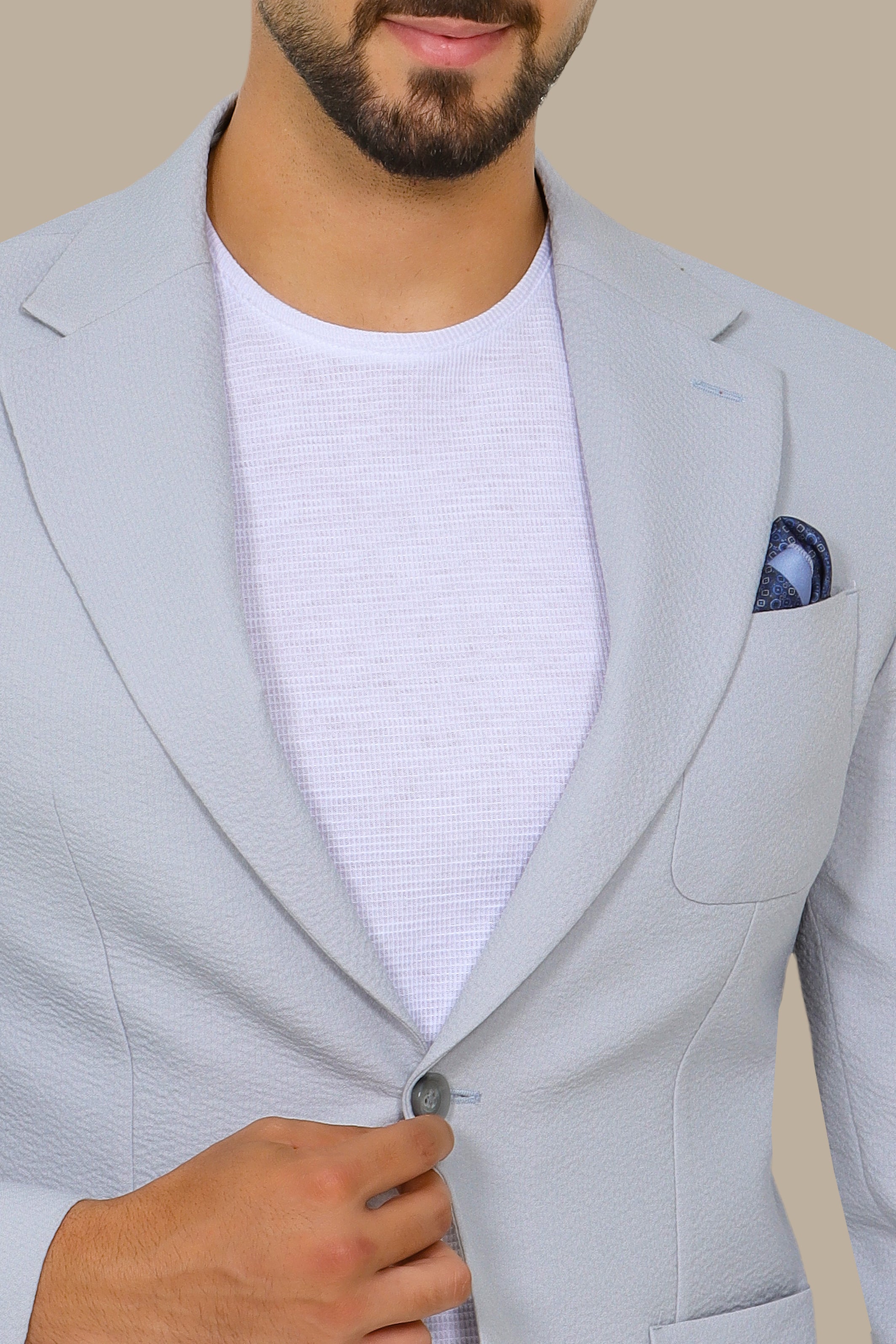 Light Grey Travel Suit with Notch Lapel – 2 Pieces
