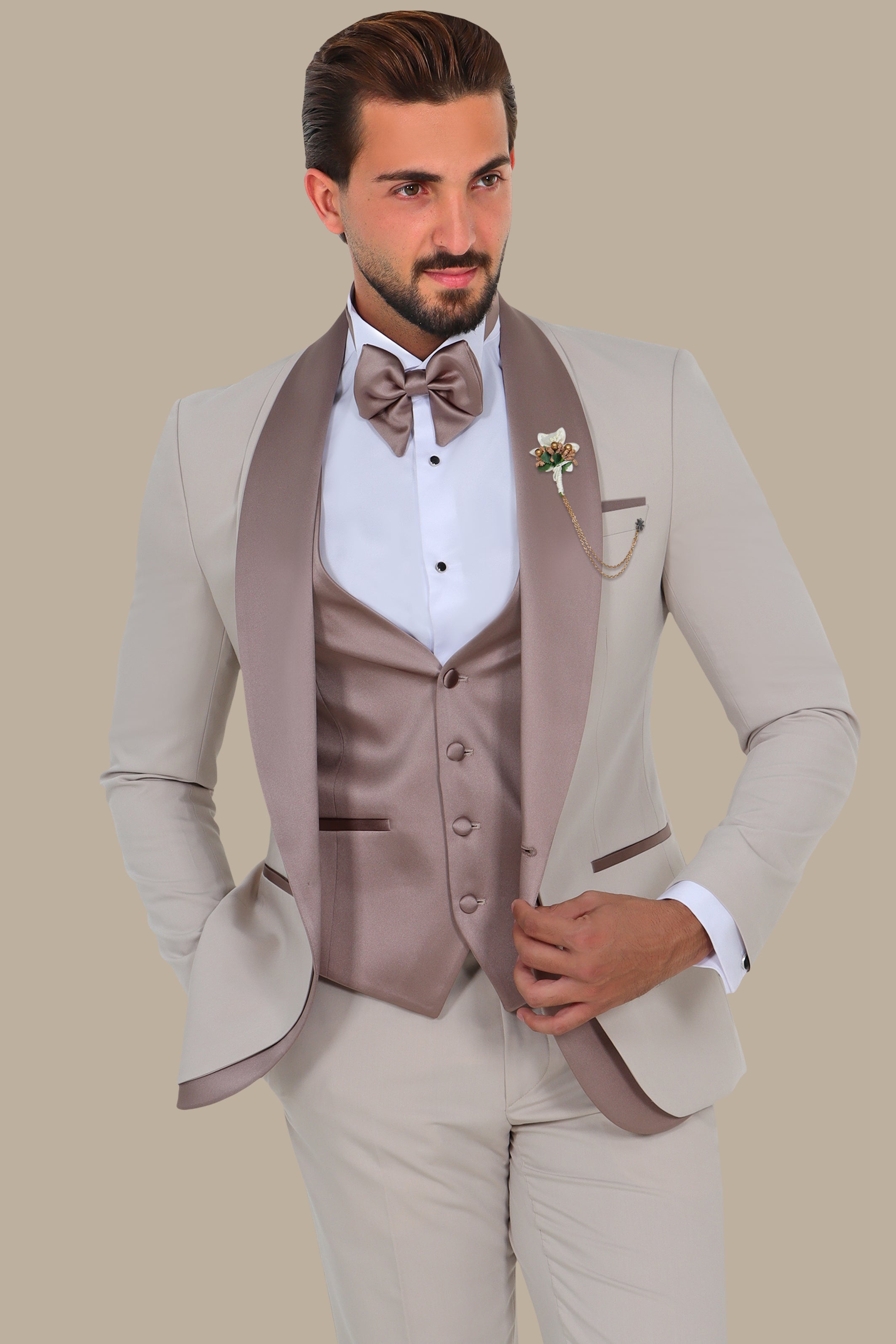 Light Beige Chal Collar Tuxedo 4pcs Double Collar Middle Satin Line