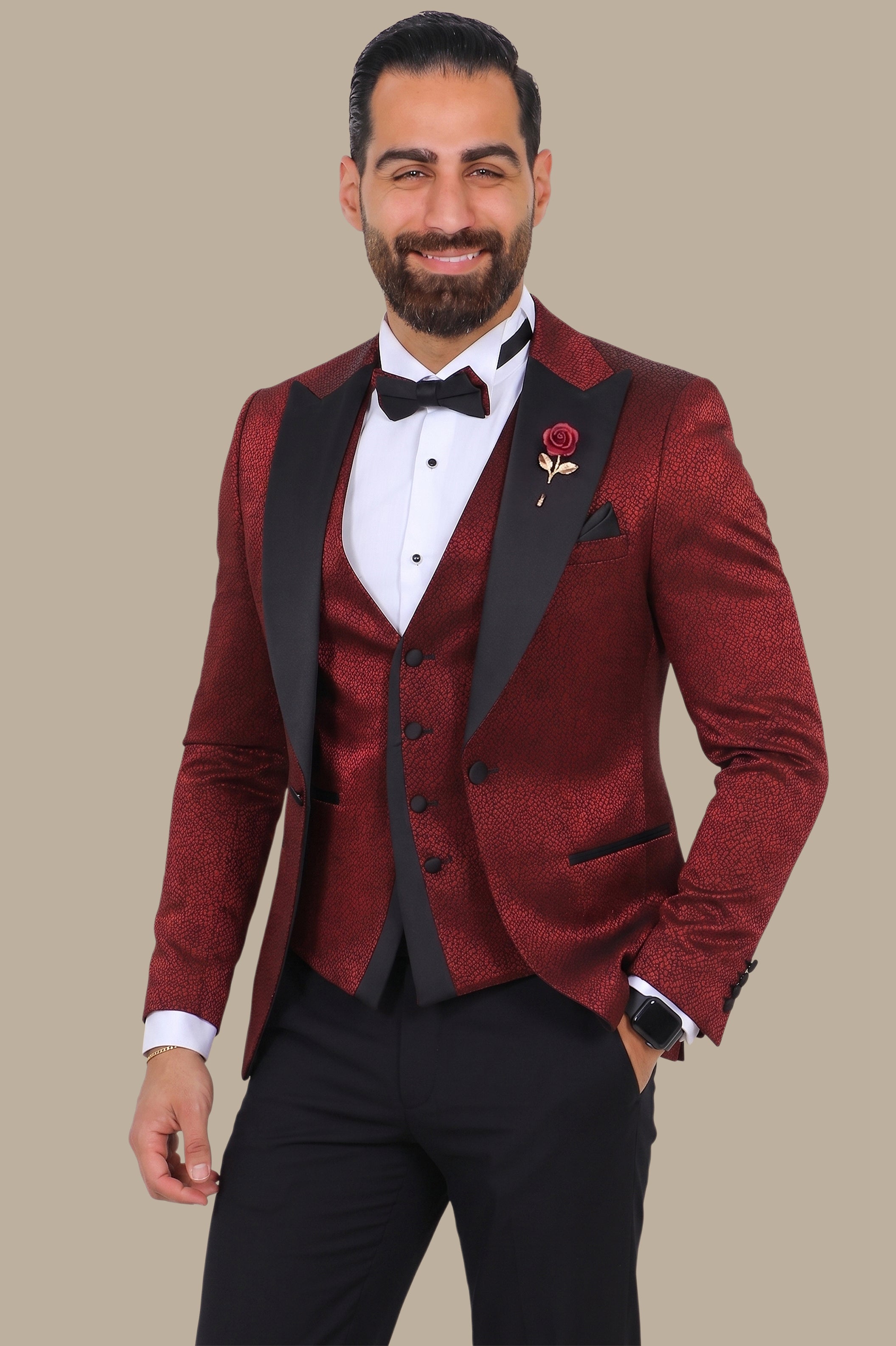 Burgundy Peak Lapel Tuxedo 4pcs Geometrical Embroidery