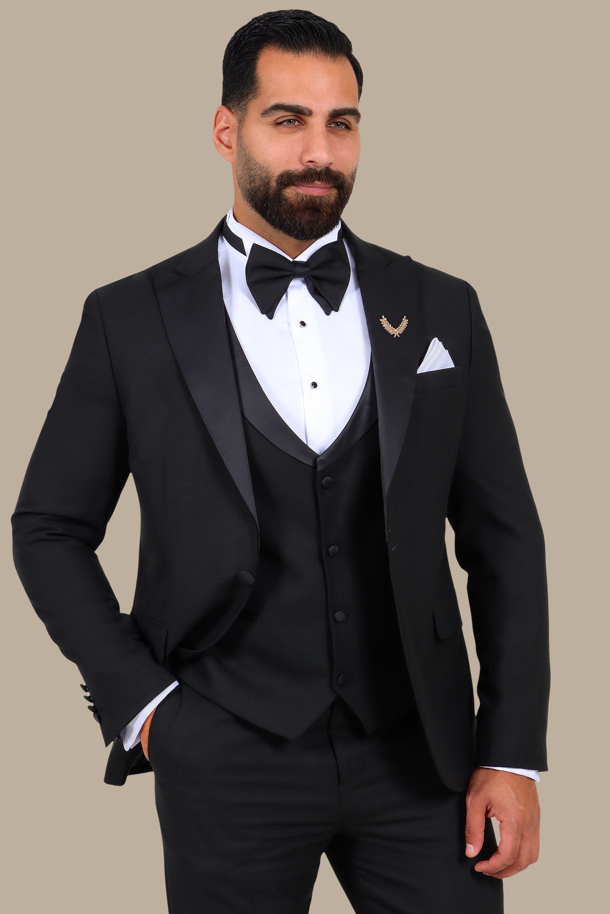 4-Piece Tuxedo Peak Lapel Plain Black