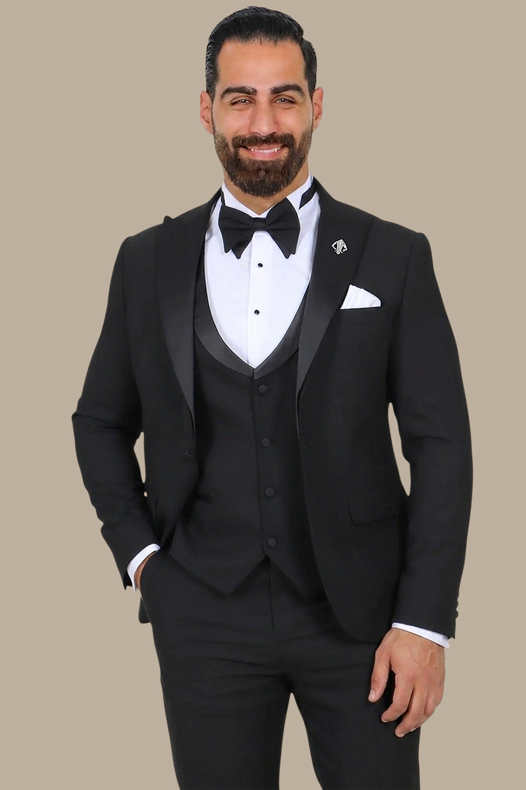 4-Piece Tuxedo Peak Lapel Plain Black